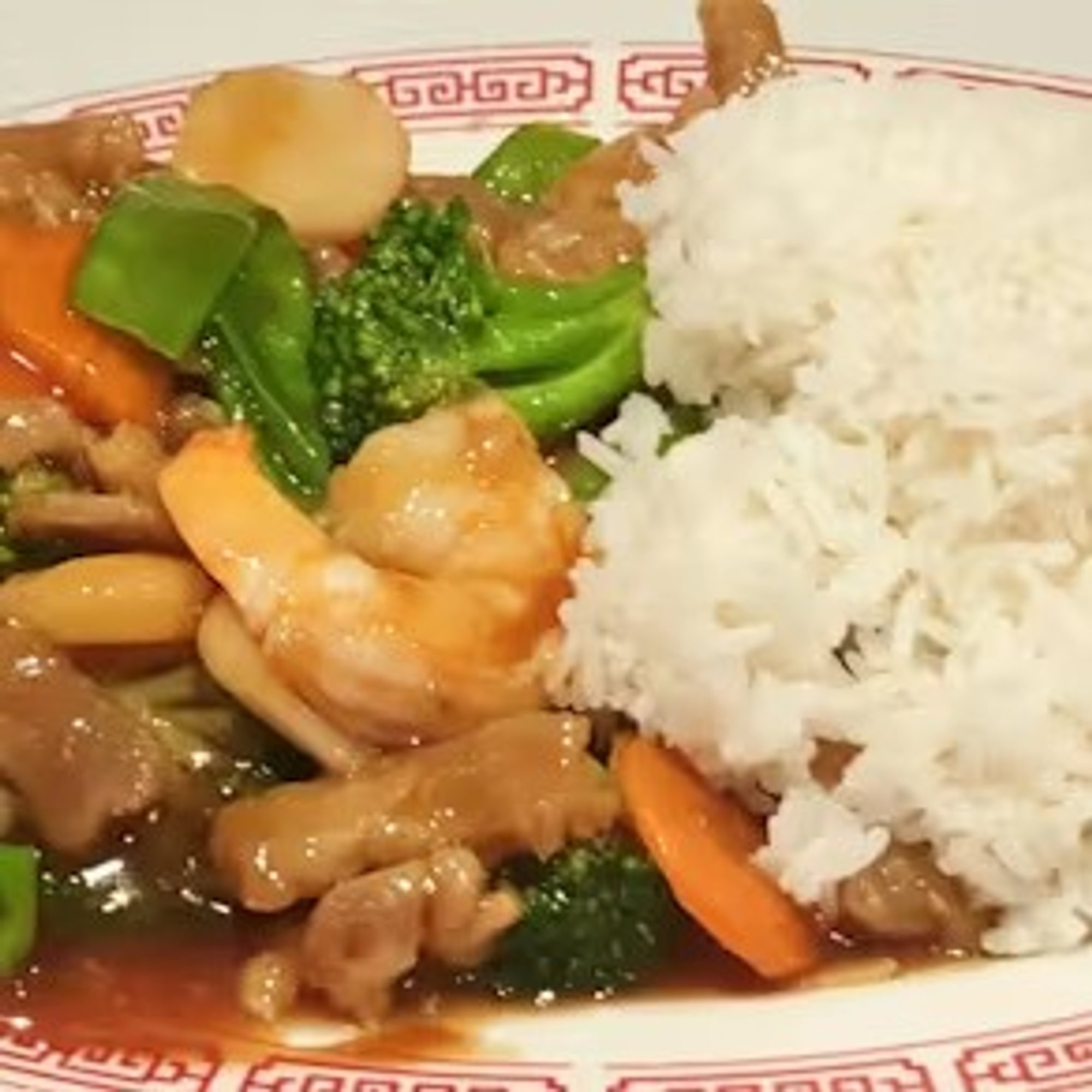 Lunch #8 Prawns (2), Chicken, Beef, & Vegetables / 午餐 什錦燴飯