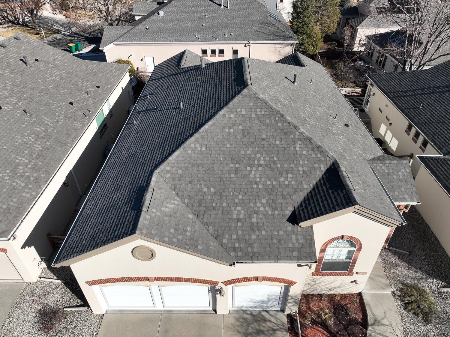 ELK Roofing & Construction Image