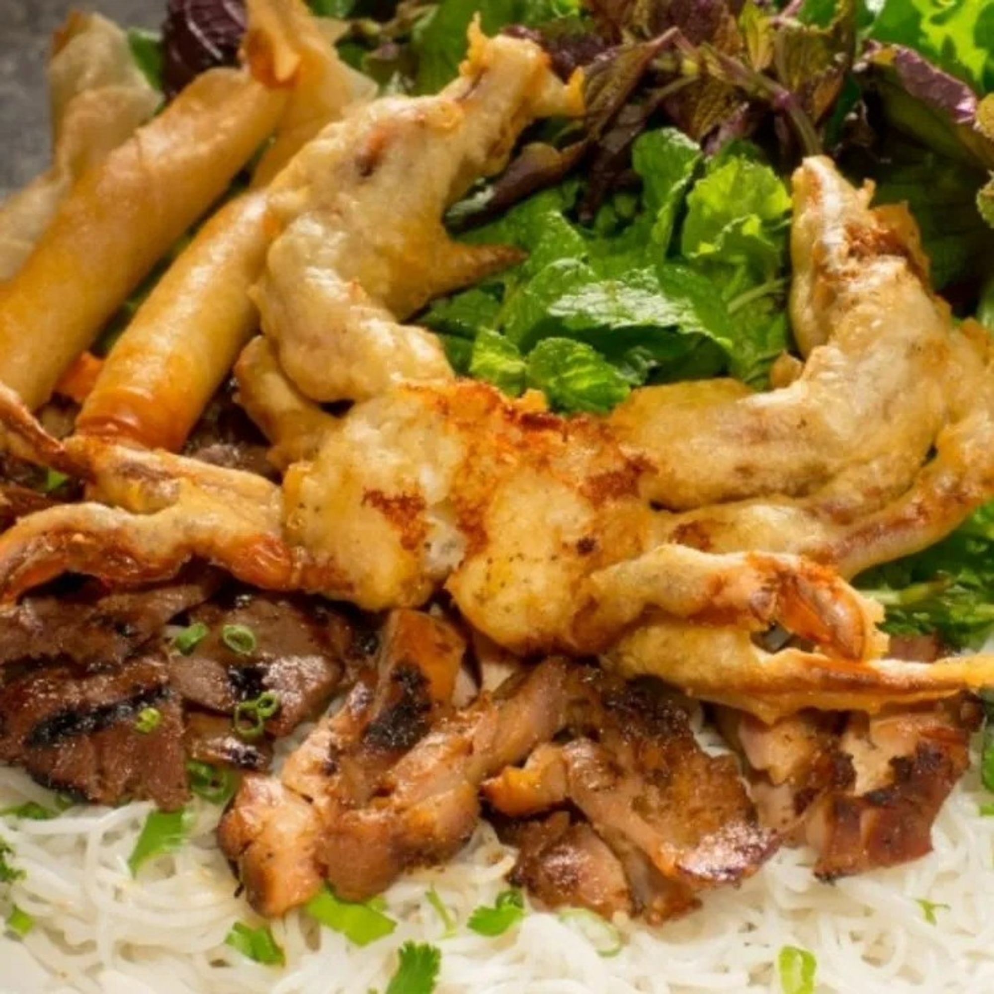 Combination with Veg (Pho 95 Do Nuong Cuon Banh Trang)