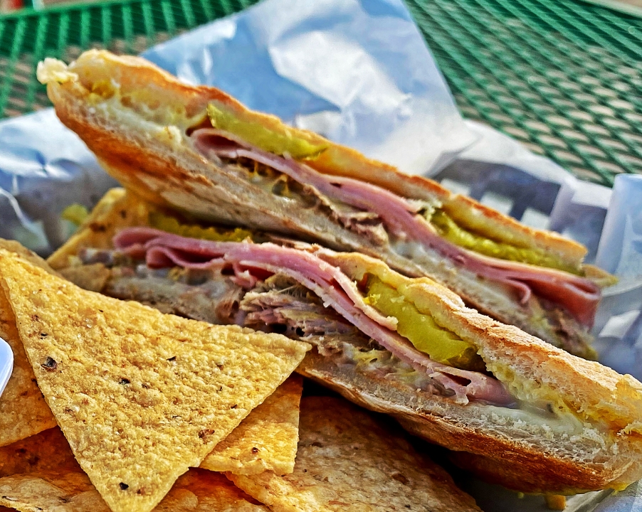 El Cubano