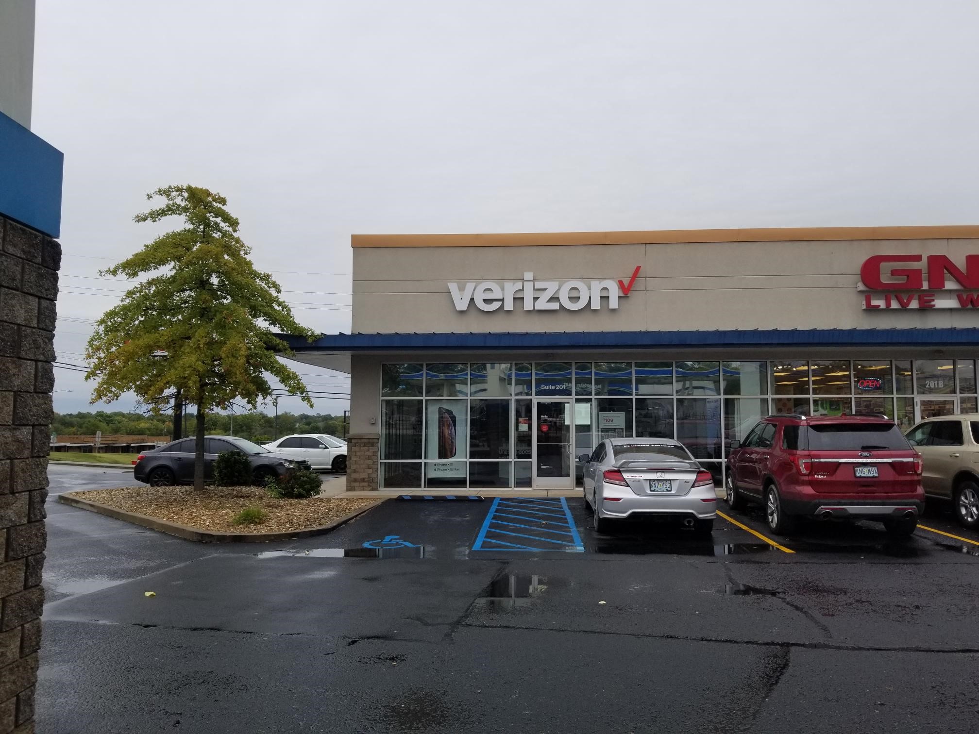 Verizon Authorized Retailer - TCC Photo