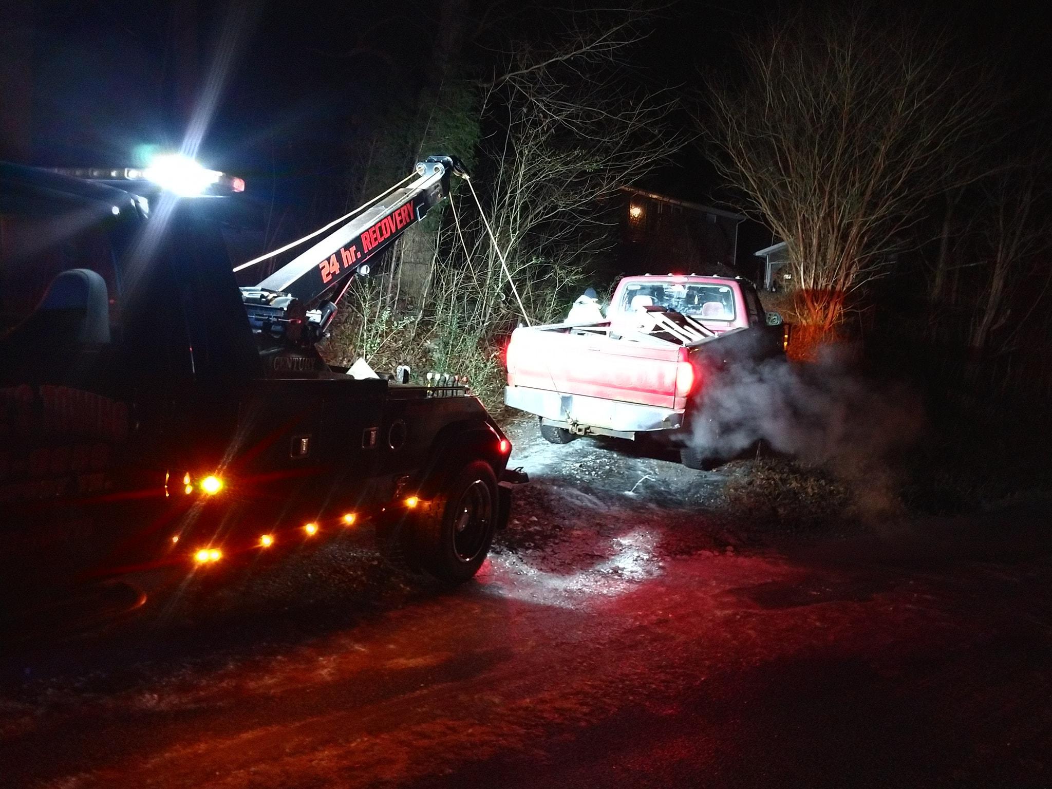 Steve's Towing Photo