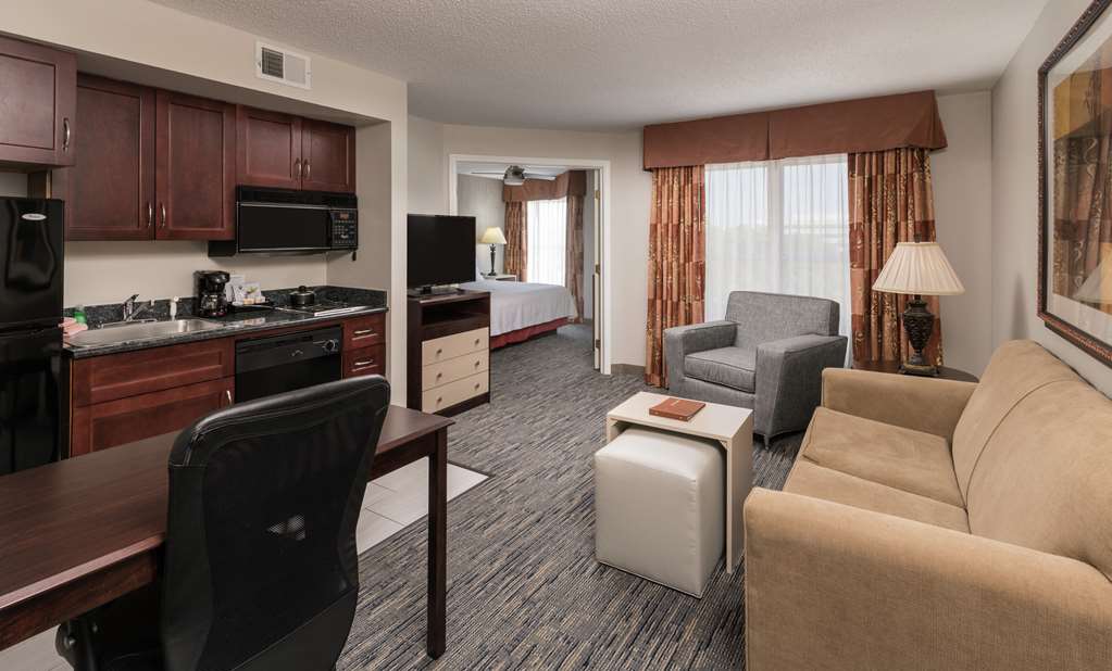 Homewood Suites by Hilton Chicago - Schaumburg Image