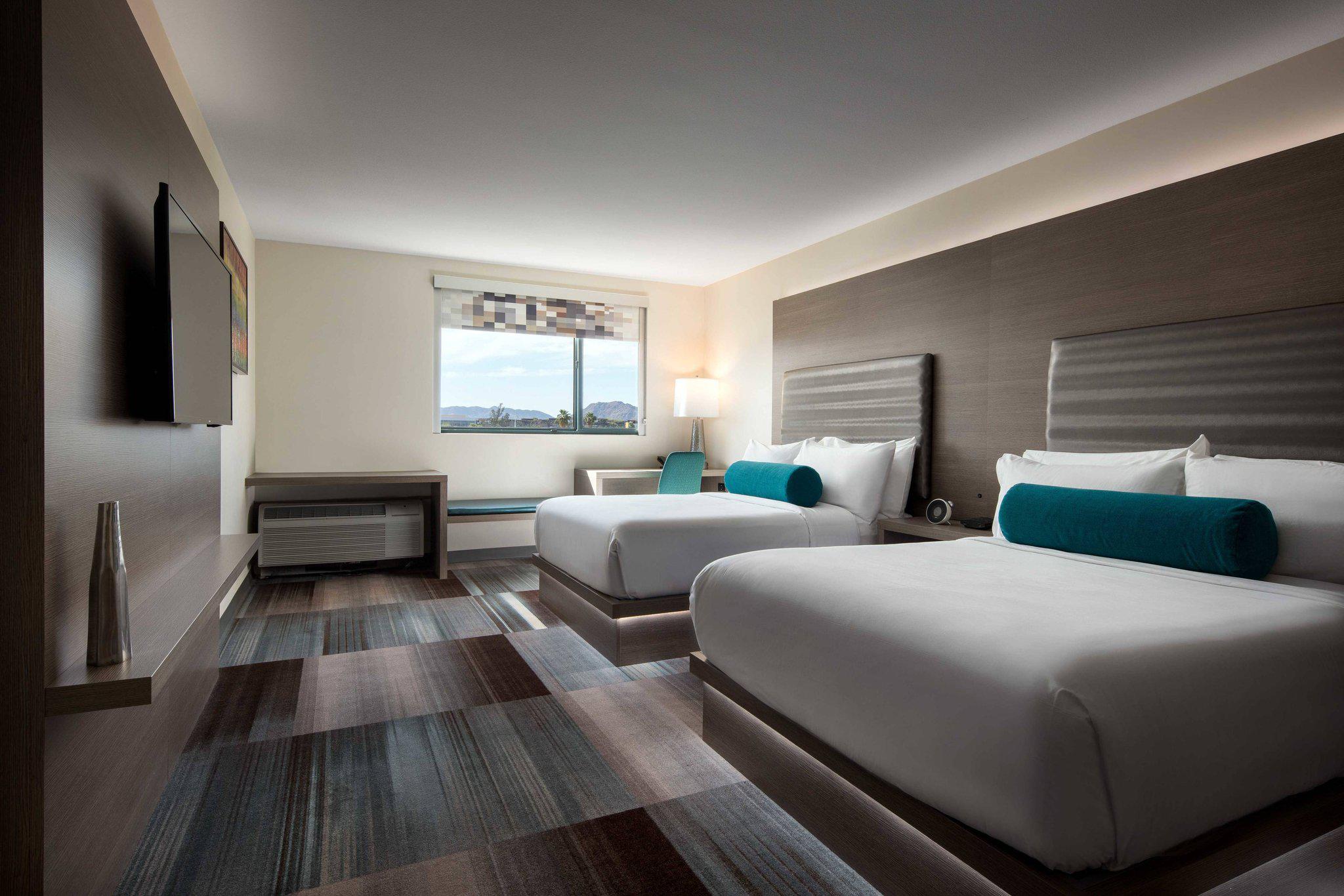 Aloft Scottsdale Photo