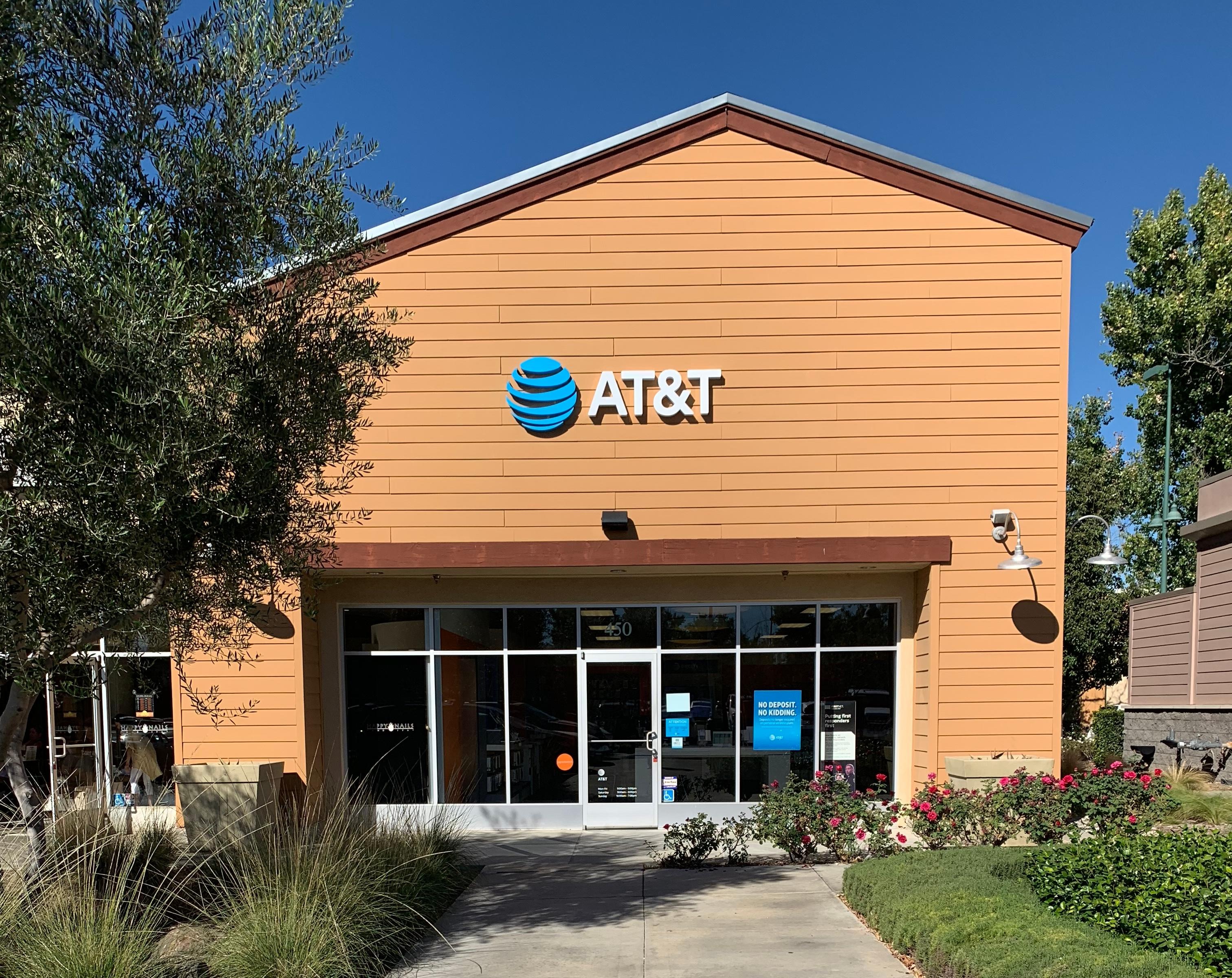 AT&T Store Photo