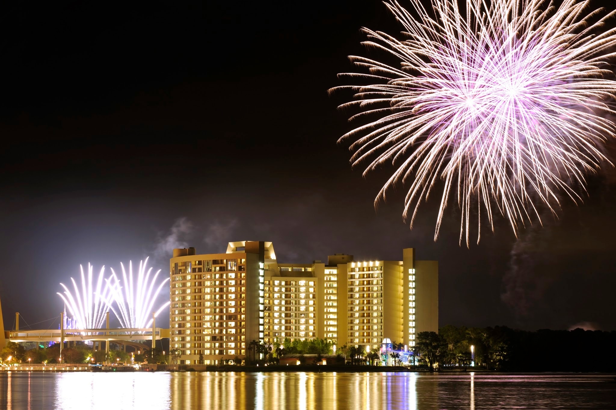 Bay Lake Tower at Disney's Contemporary Resort Photo