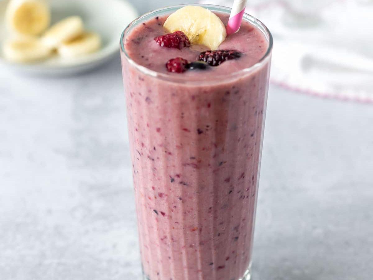 BERRY BANANA SMOOTHIE