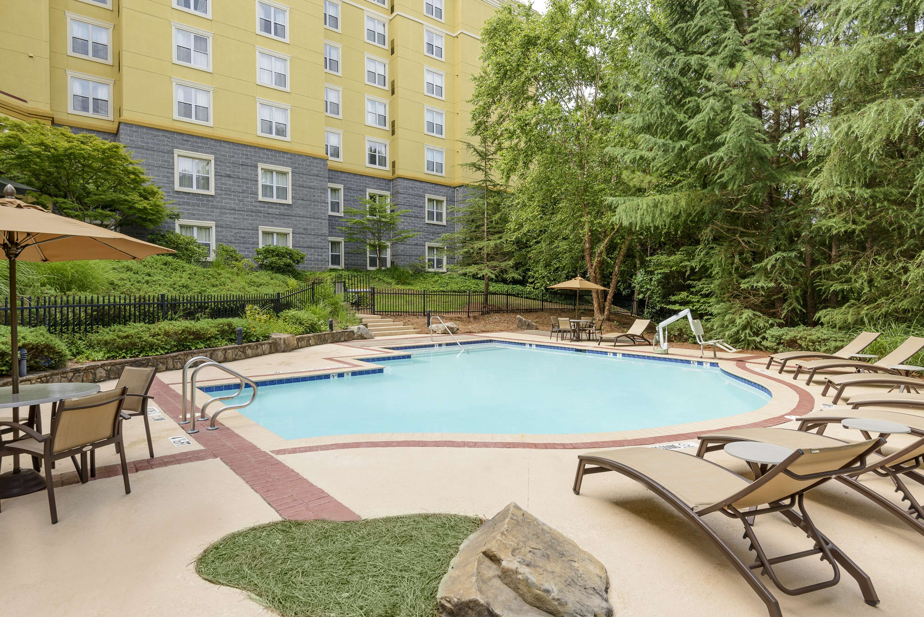 Homewood Suites by Hilton Raleigh-Crabtree Valley Photo