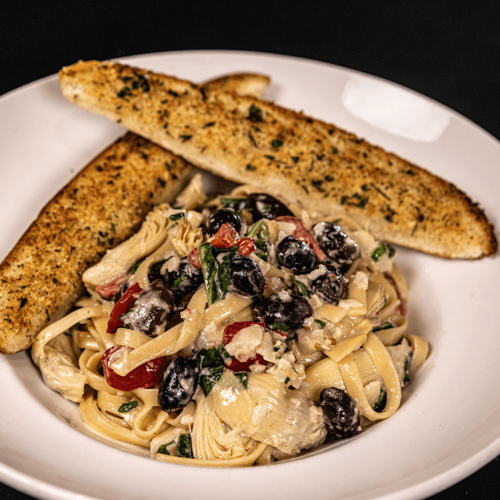 Garlicky Greek Fettuccine