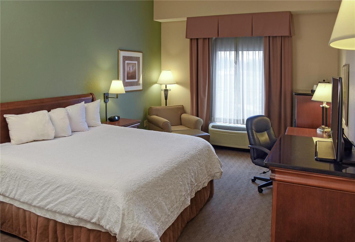 Hampton Inn & Suites Youngstown-Canfield Image