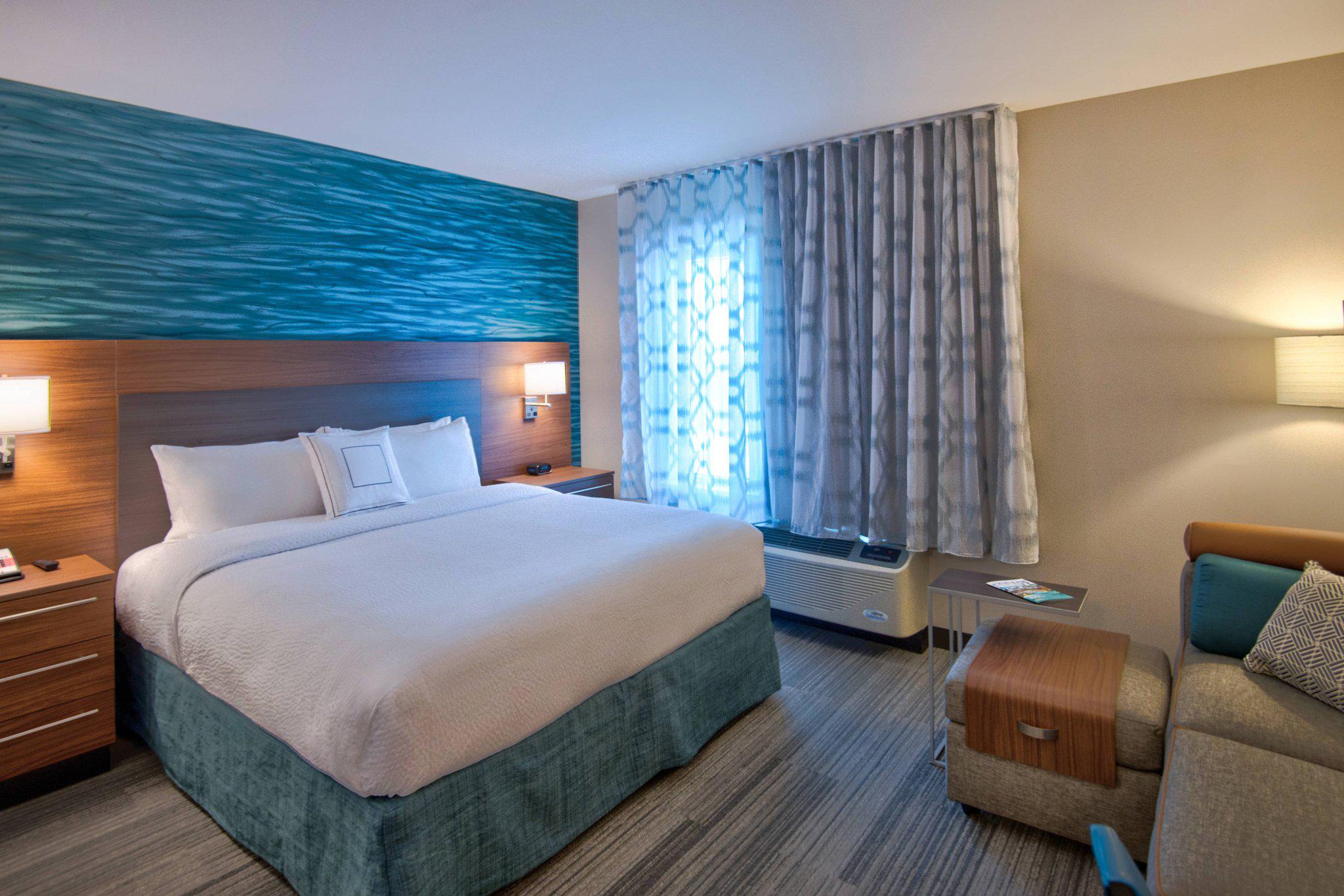 TownePlace Suites by Marriott Miami Airport Photo