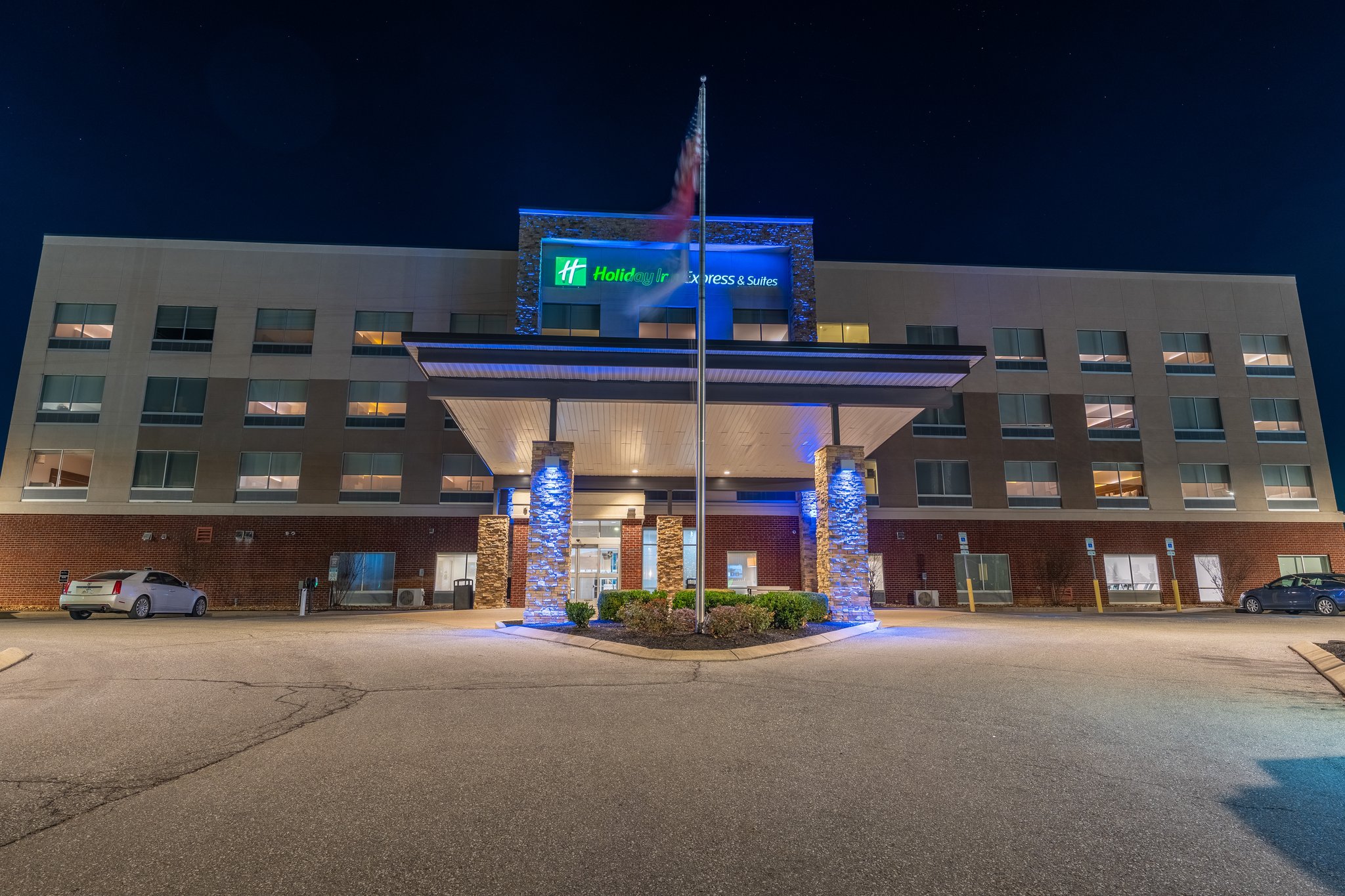 Holiday Inn Express & Suites Nashville North - Springfield by IHG Image