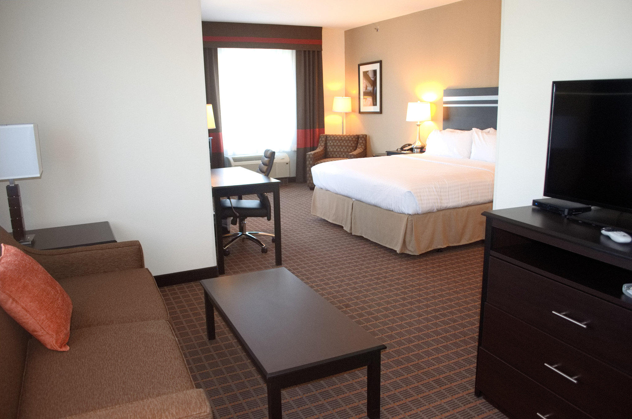 Holiday Inn Express & Suites Golden - Denver Area Photo