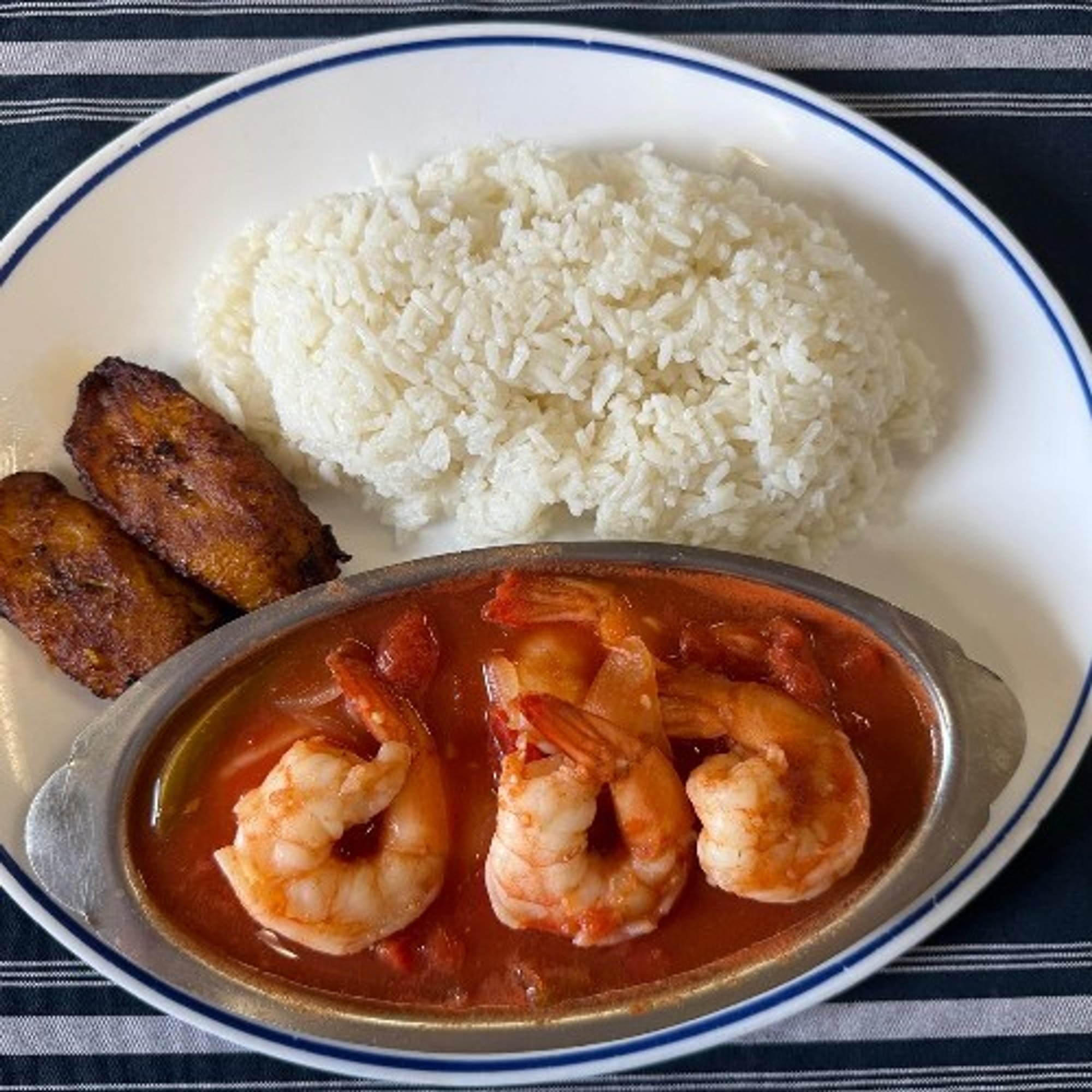Camarones Enchilados