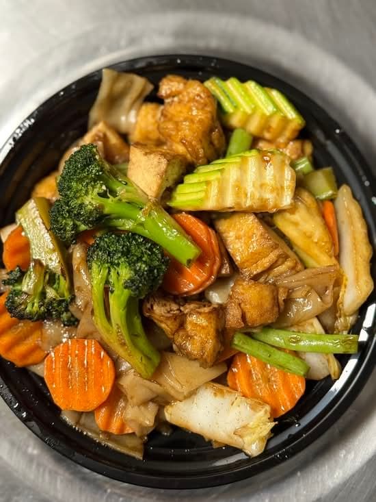 Vegetarian Pad See Ew