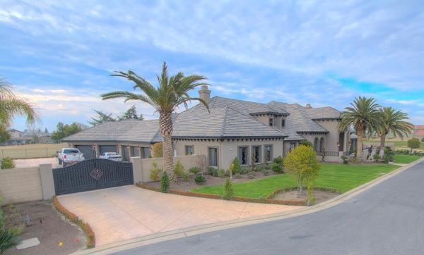 Peak Performance Realty Image