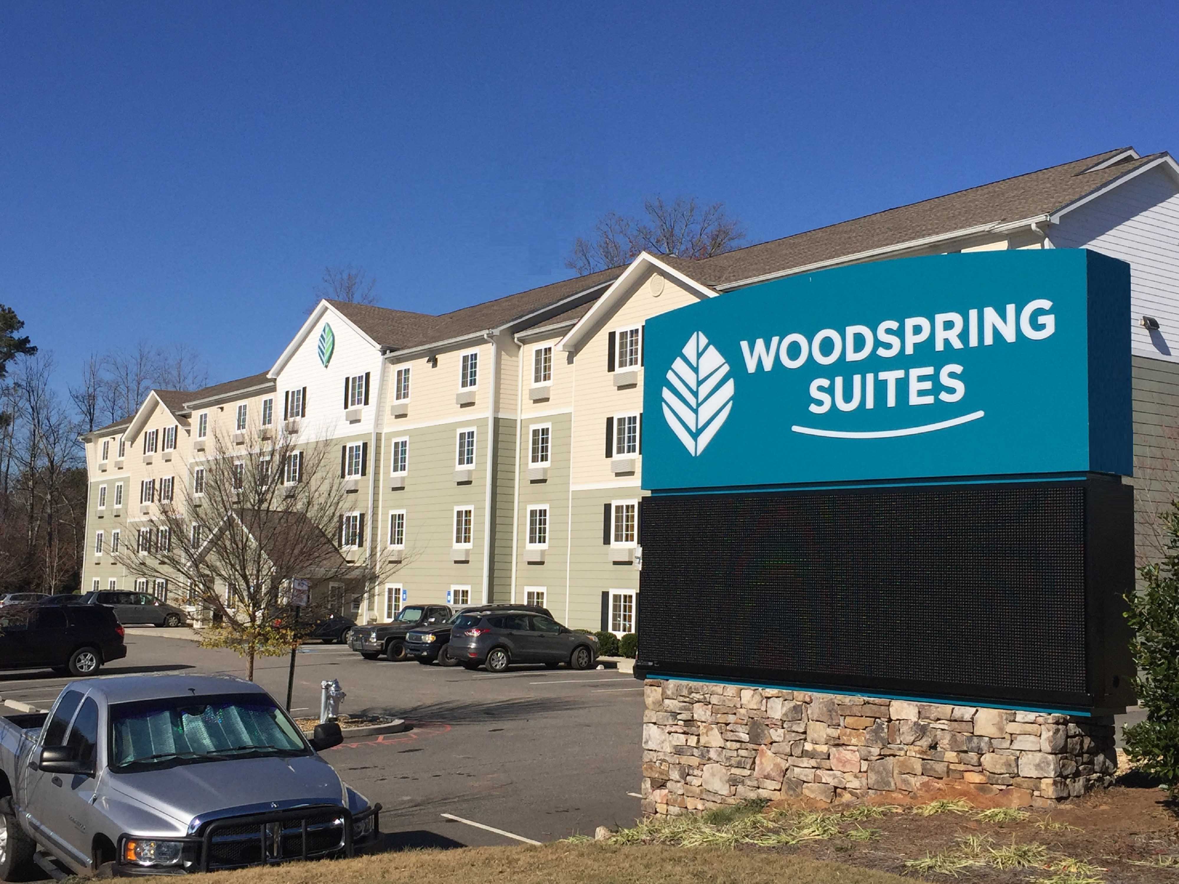 WoodSpring Suites Atlanta Alpharetta Photo