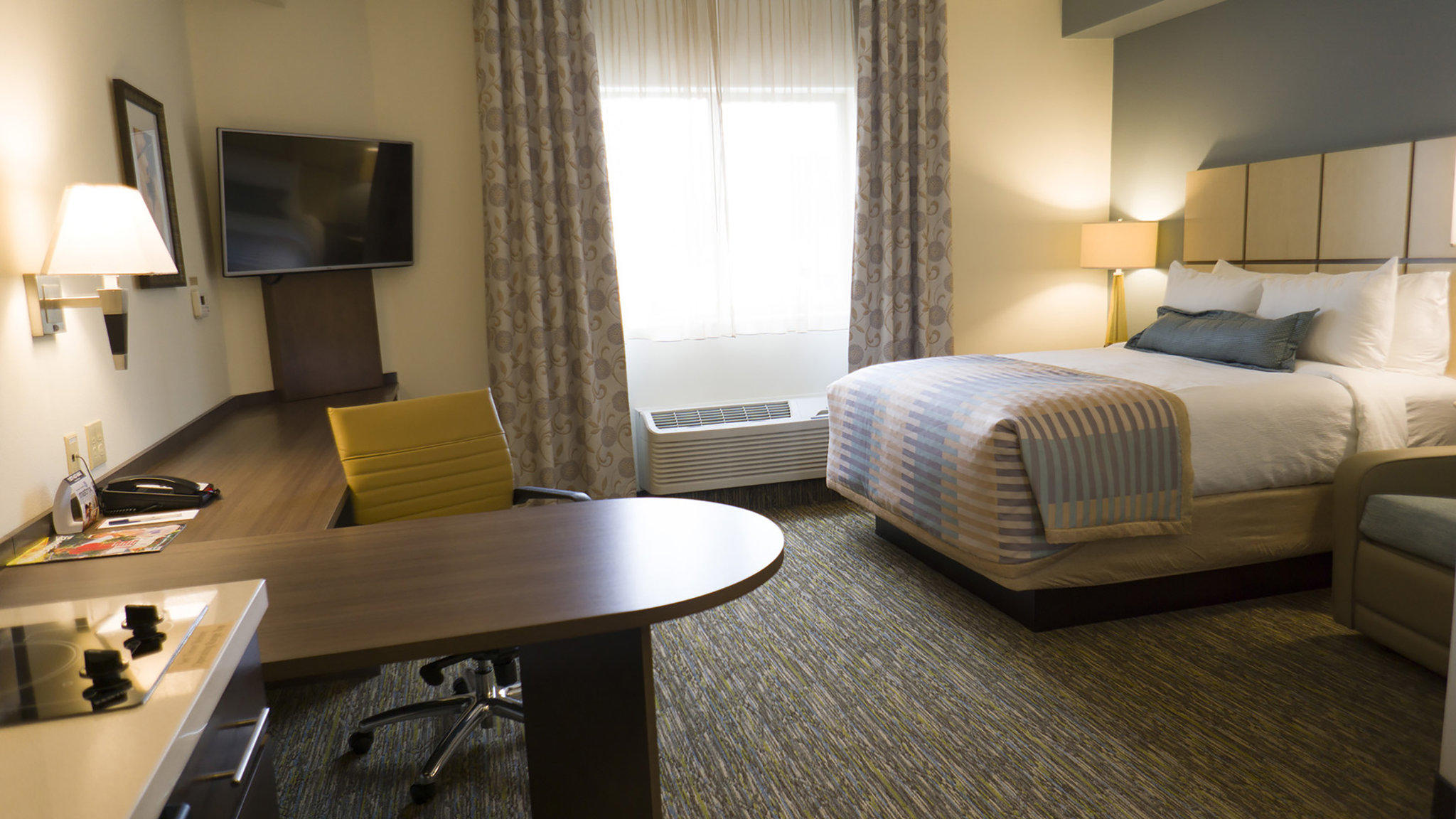 Candlewood Suites Vancouver-Camas Photo