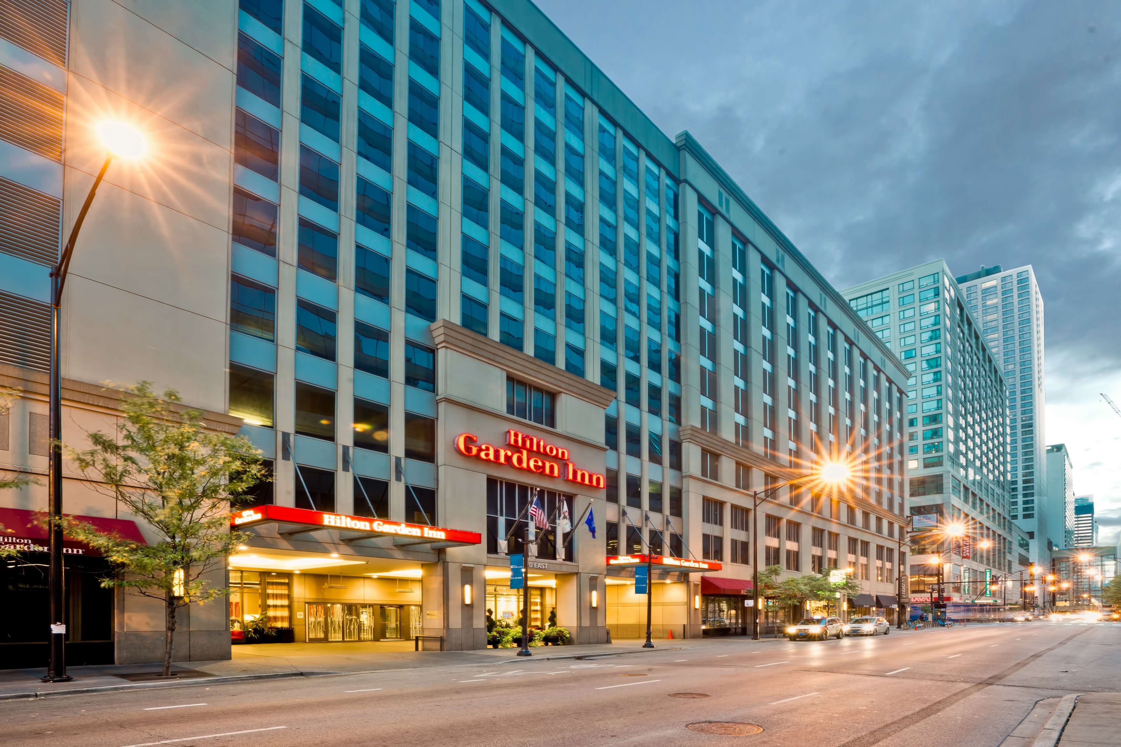 hilton hotels chicago miracle mile