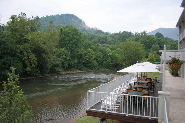 Images Best Western Plus River Escape Inn & Suites