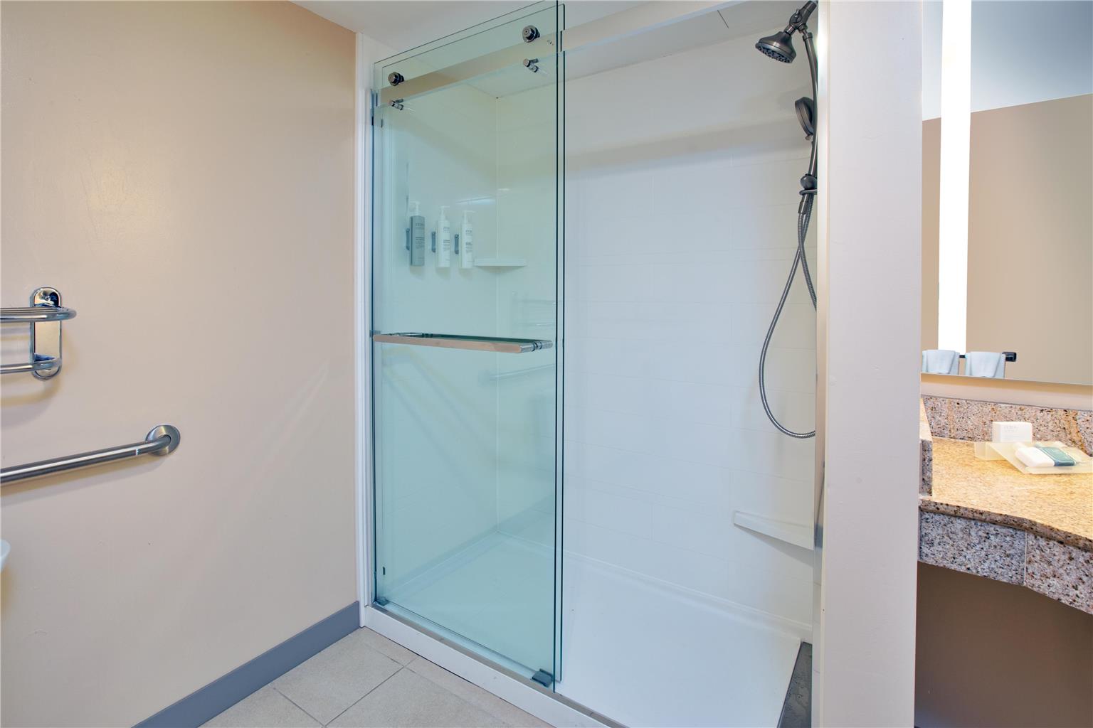 Hilton Garden Inn Chesapeake/Greenbrier Image