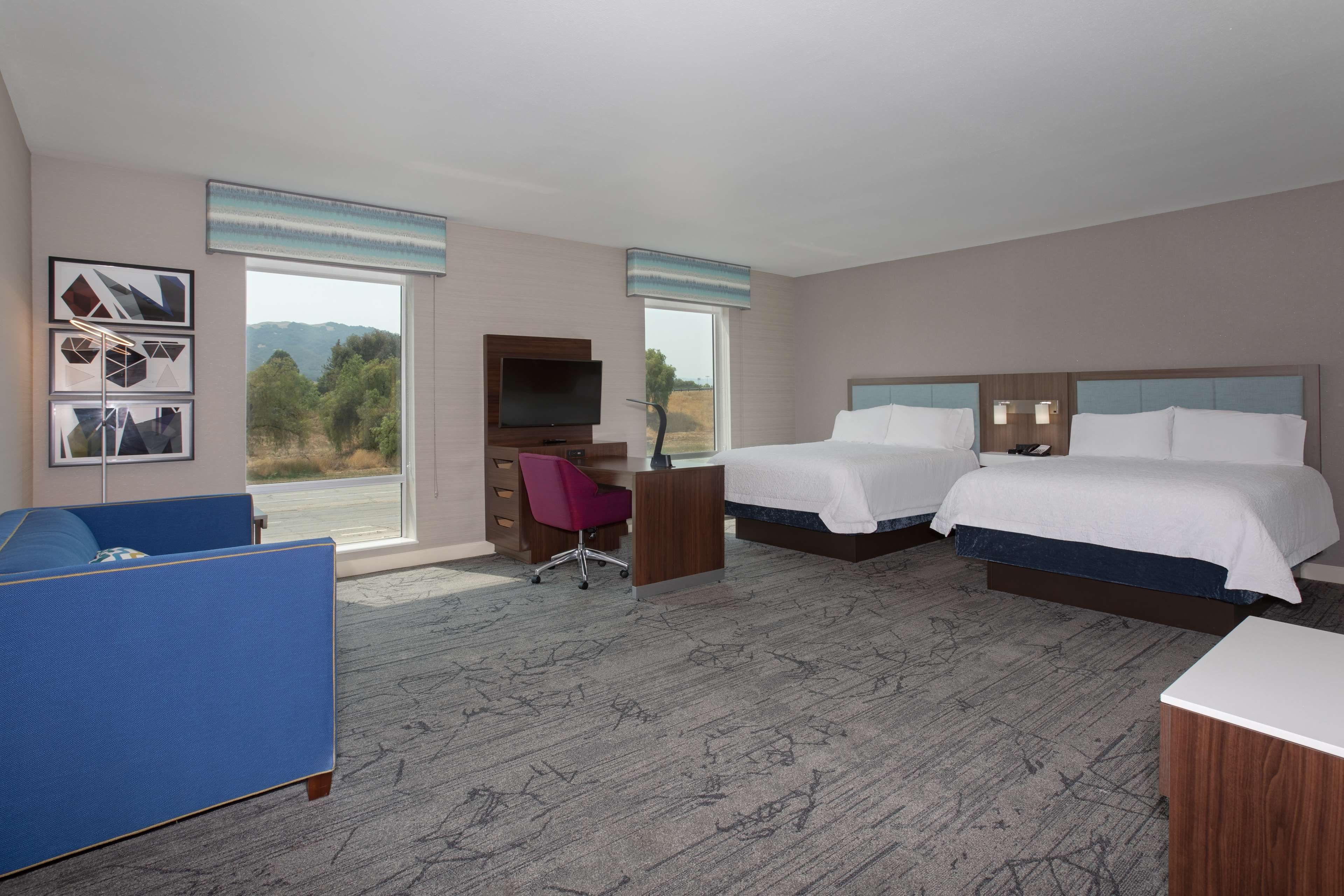 Guest room