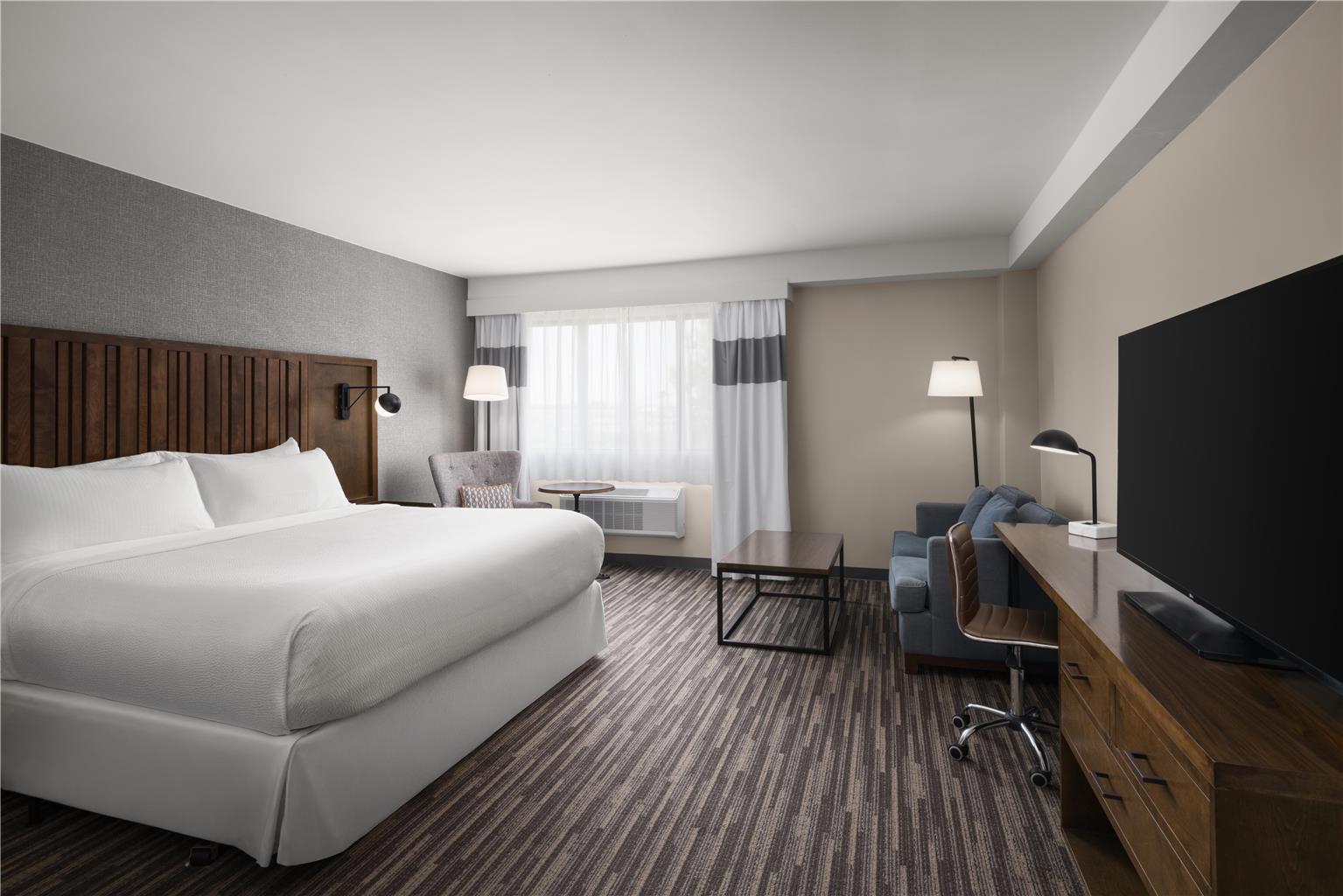 Best Western Premier Plainview-Long Island Hotel Image