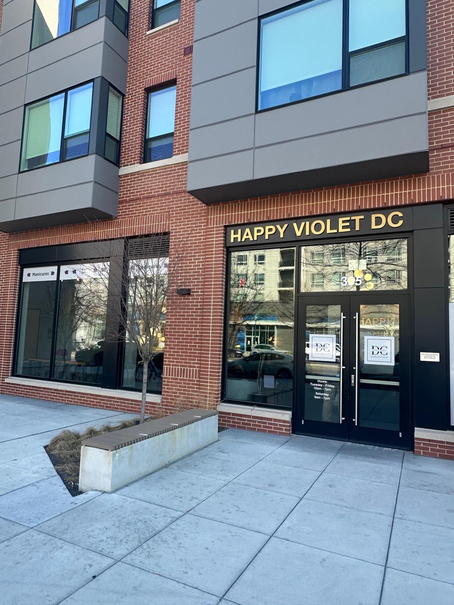 Happy Violet DC Natural Nail Salon Image