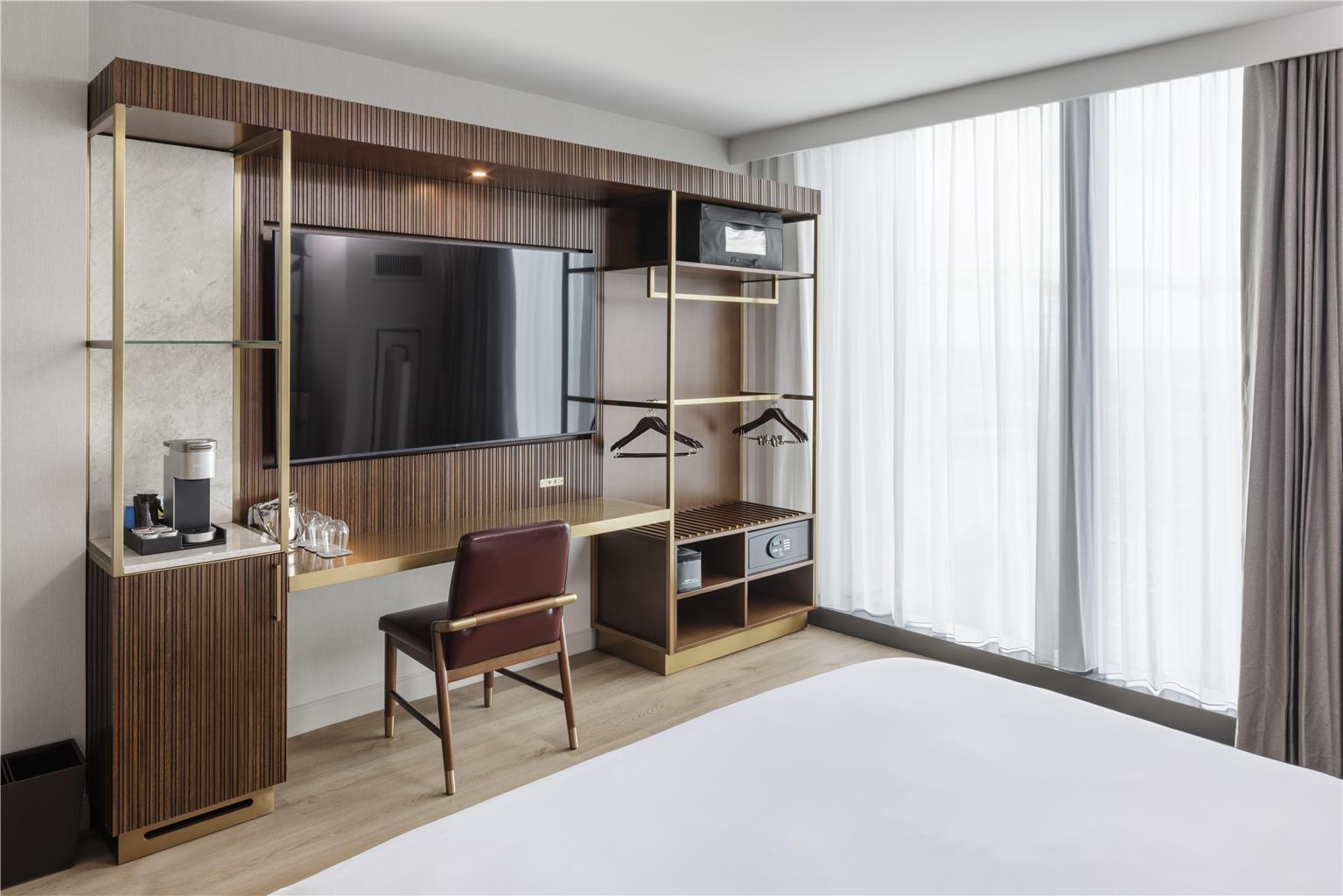 Hilton Arlington Rosslyn The Key Image