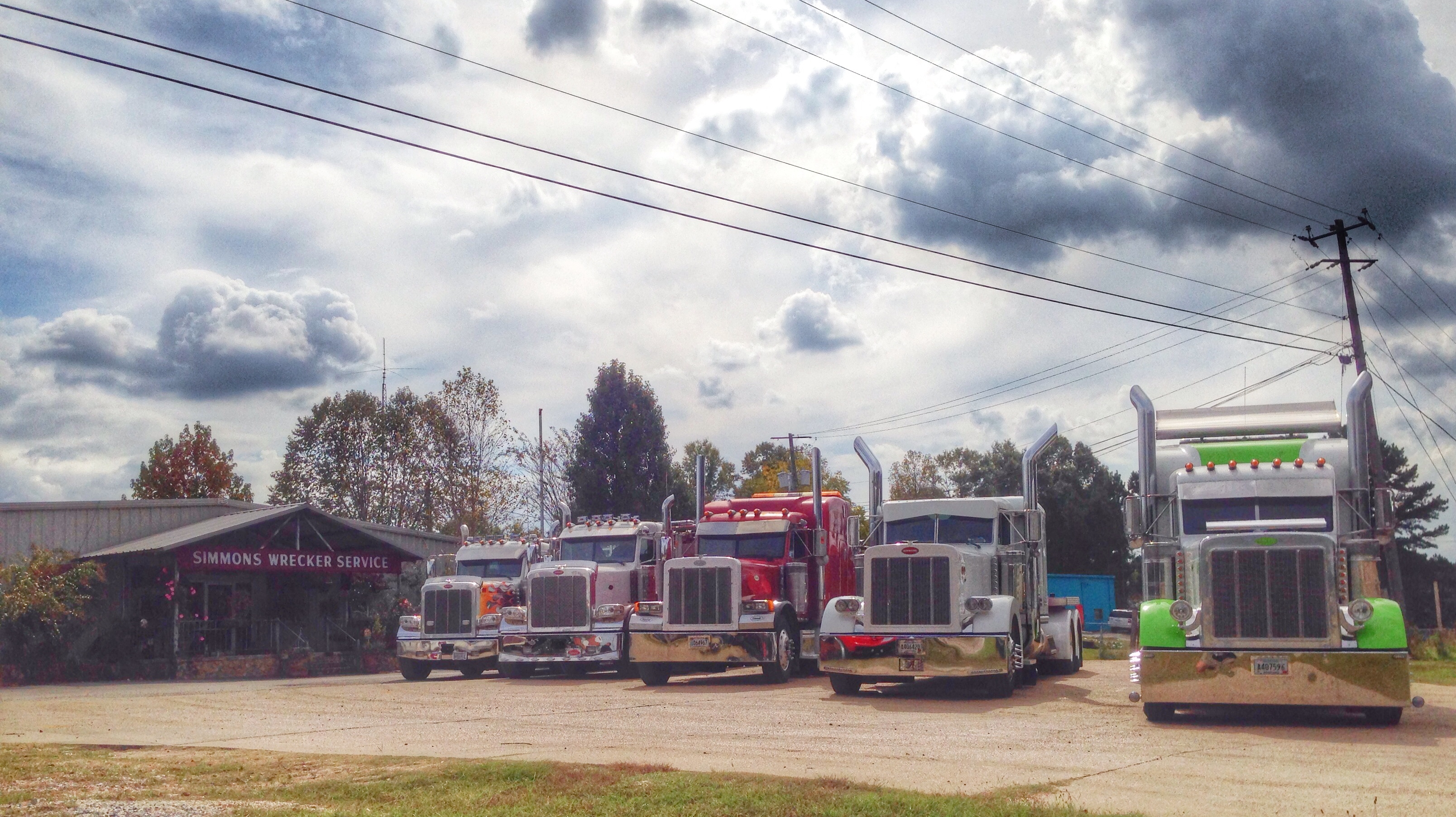 Simmons Wrecker Service, Inc. Image