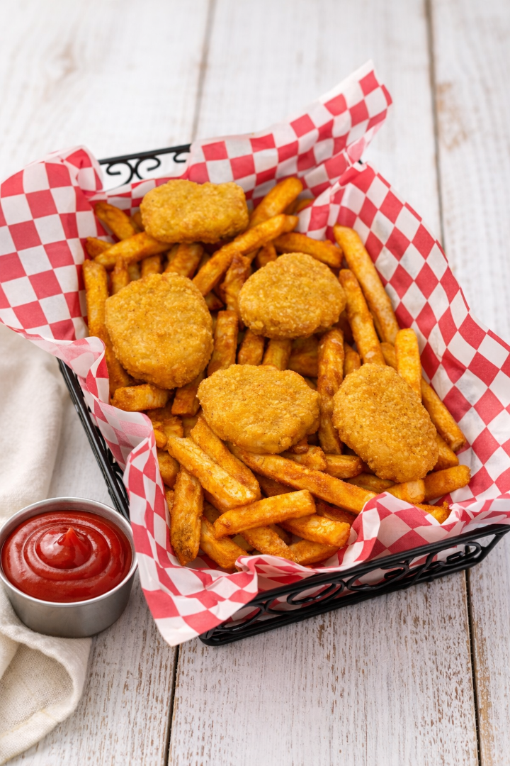 Chicken Nuggets & Fries