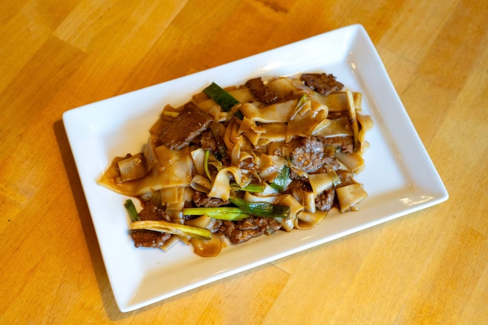 (D) CHOW FUN