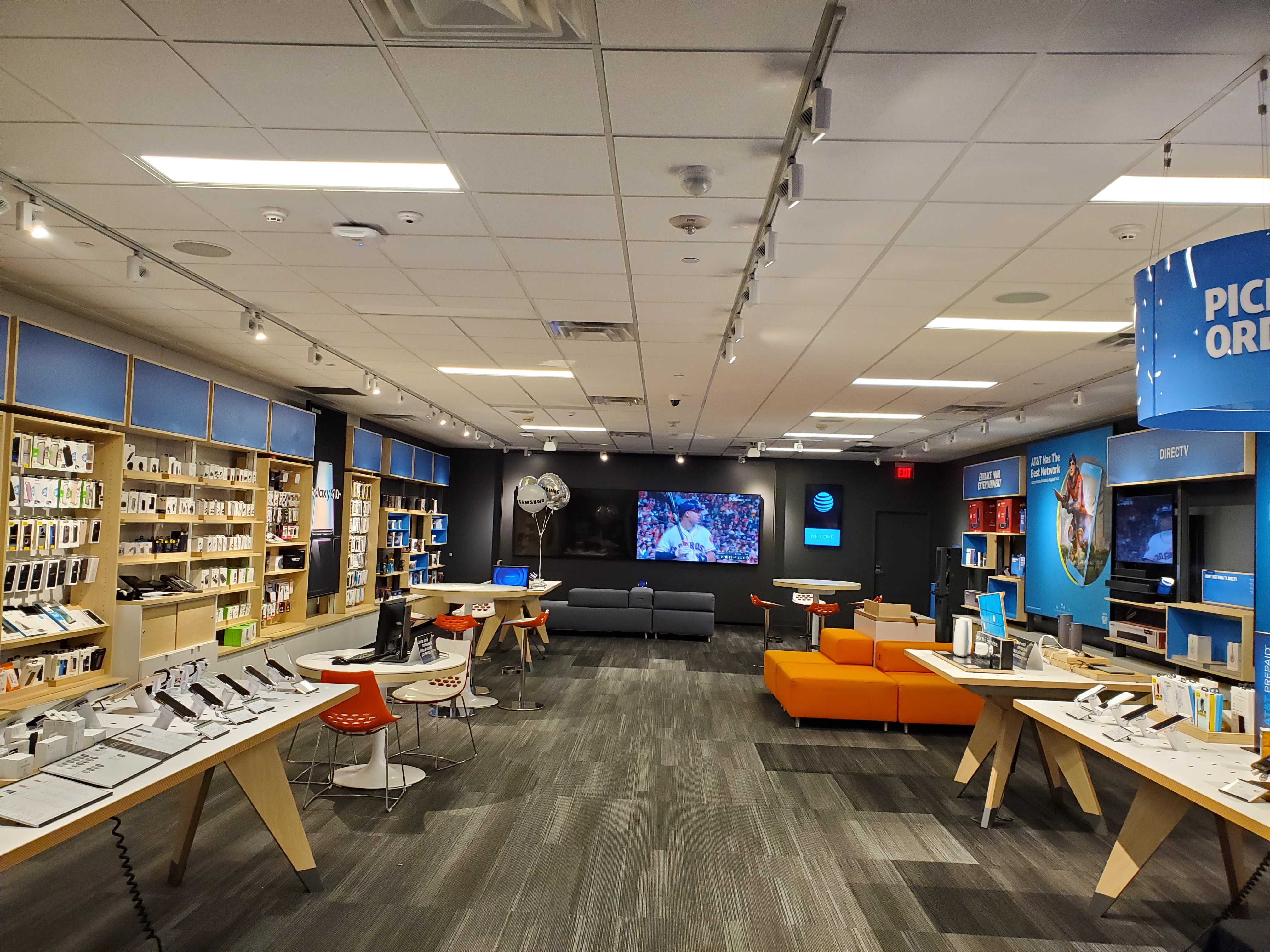 AT&T Store Photo