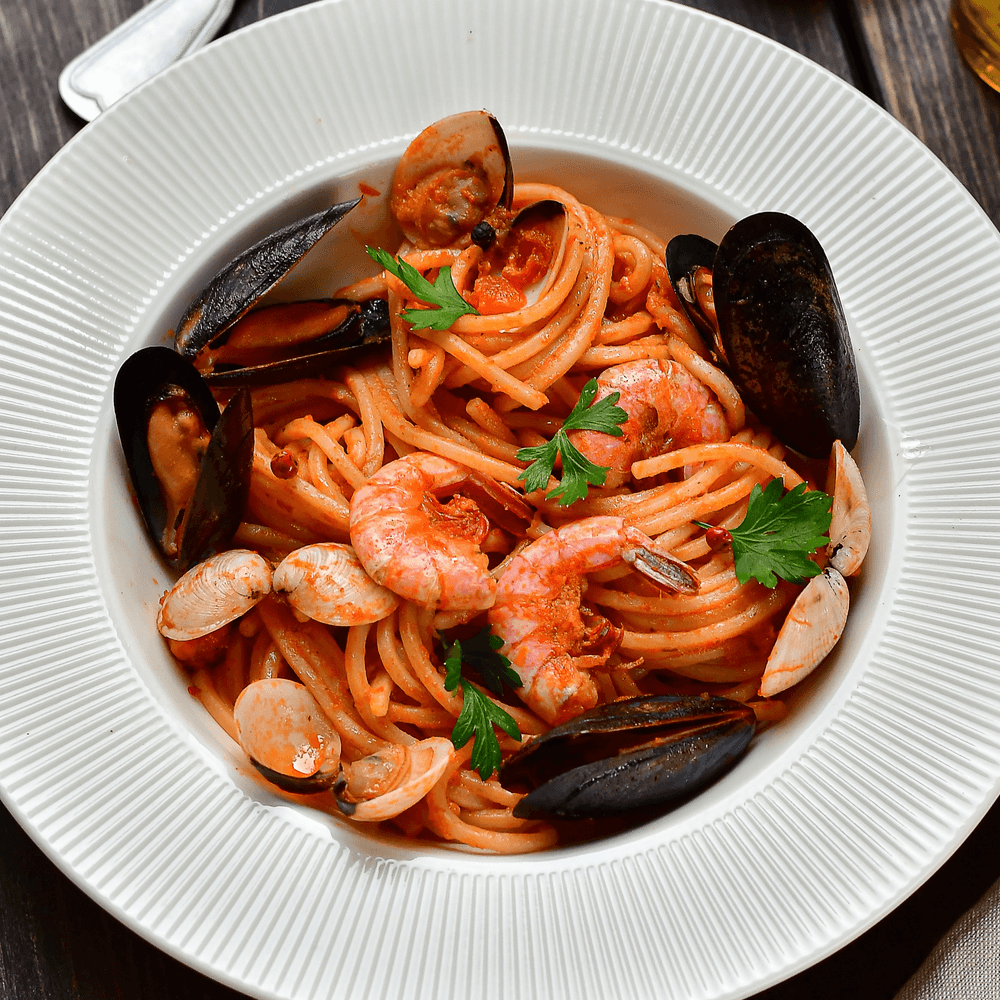Linguini with red/white clam sauce