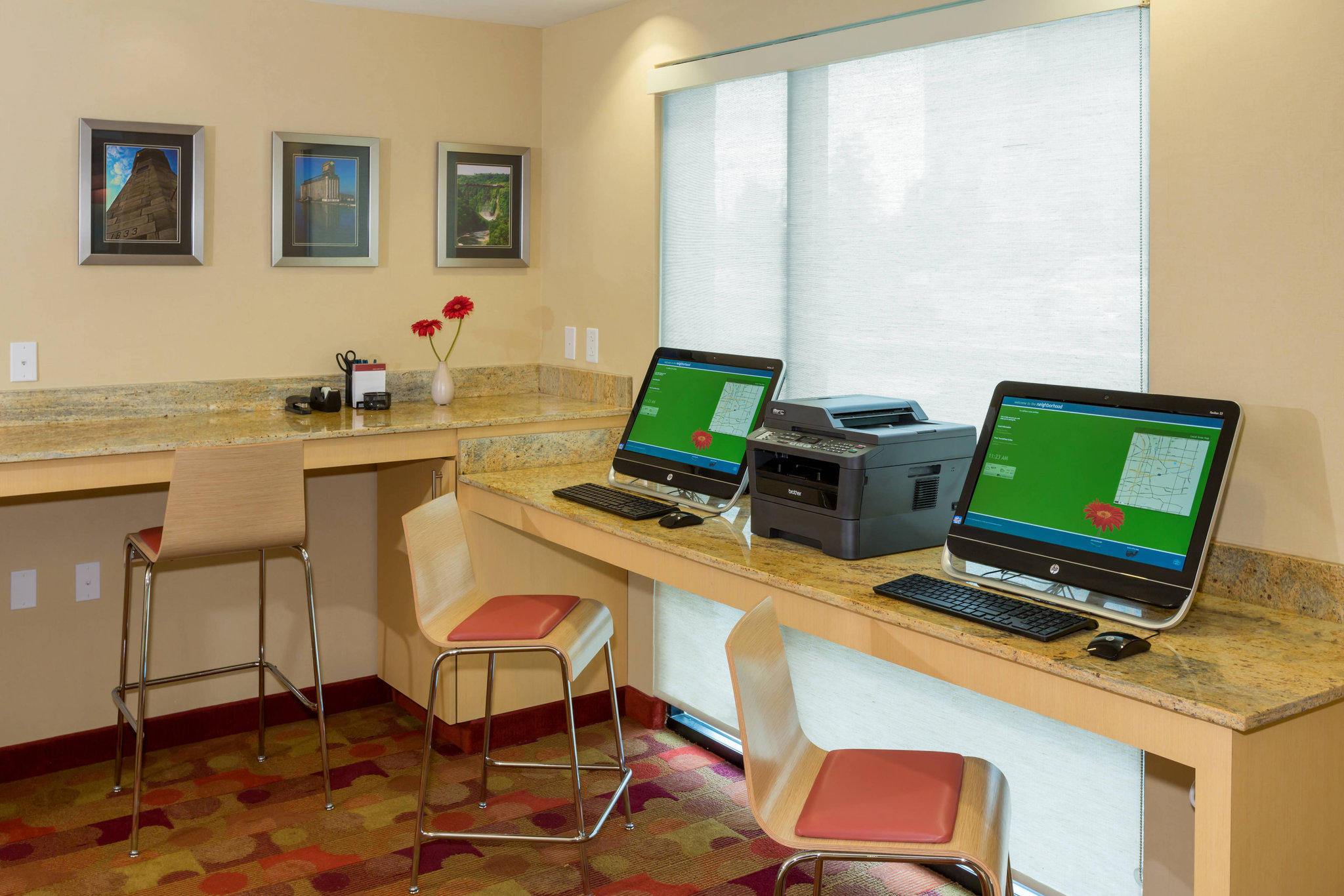TownePlace Suites by Marriott Buffalo Airport Photo