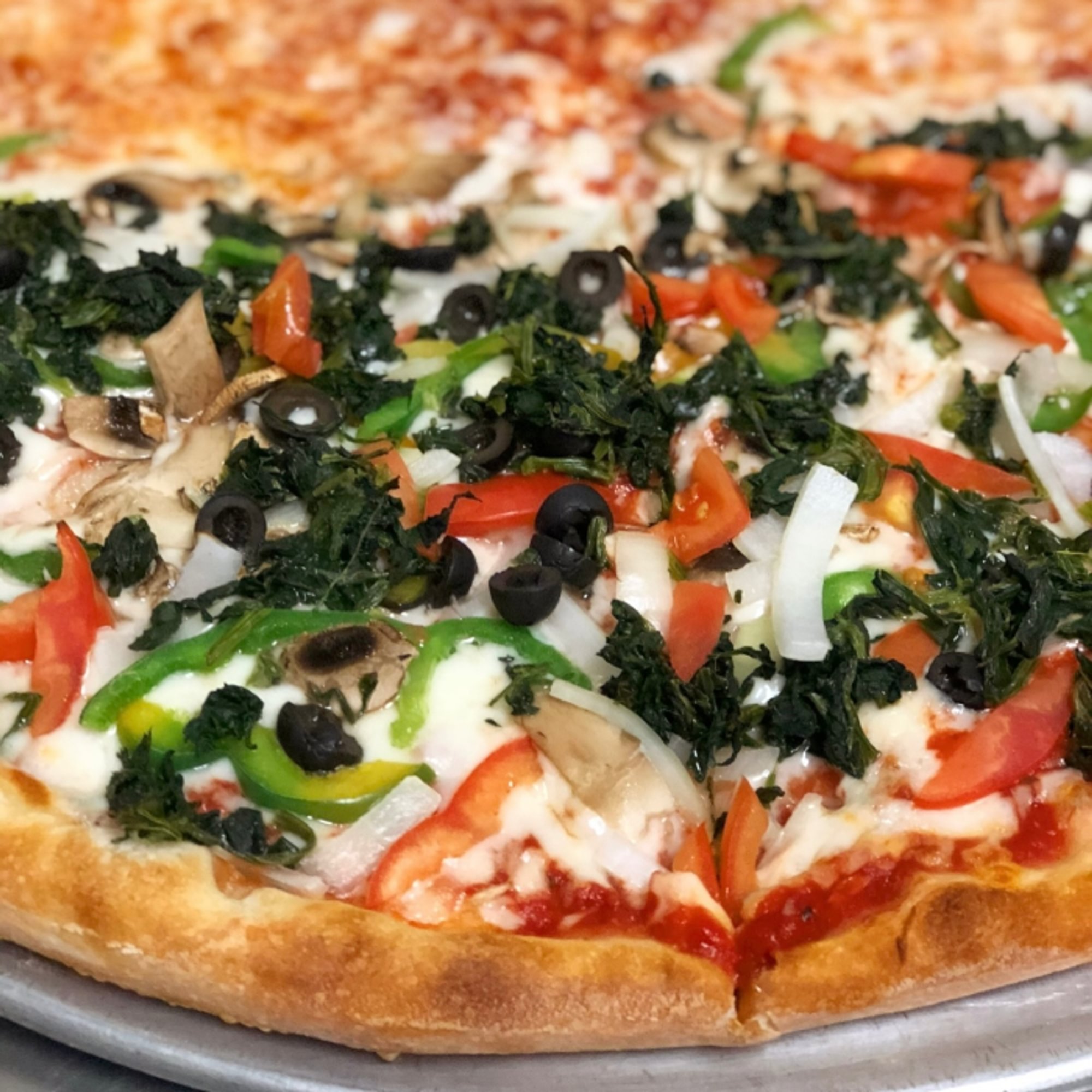 Classic Veggie Pizza (Small 14")