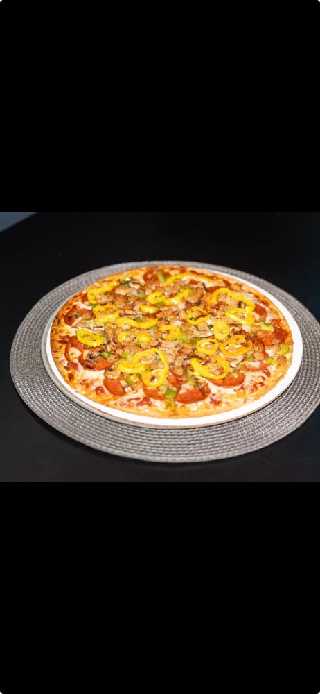 RIDICULOUS PIZZA