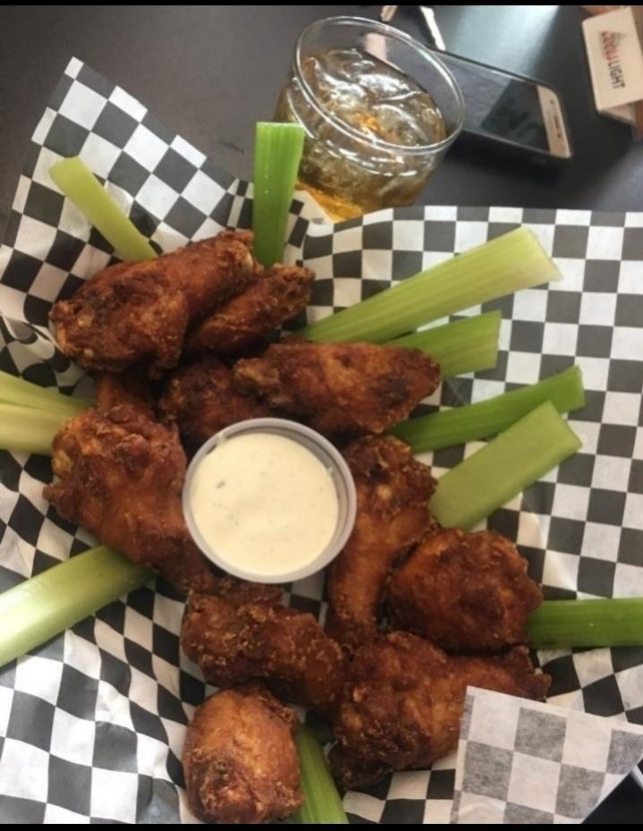 BIG MIC'S WINGS (6 pc)