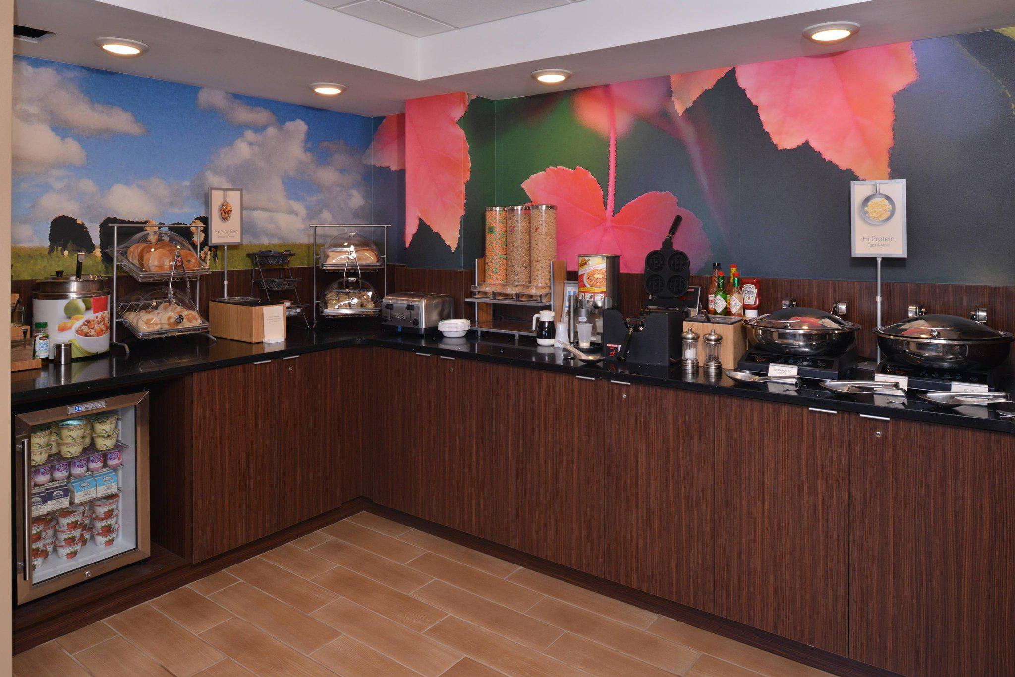 Fairfield Inn by Marriott Rochester Henrietta/University Area Photo