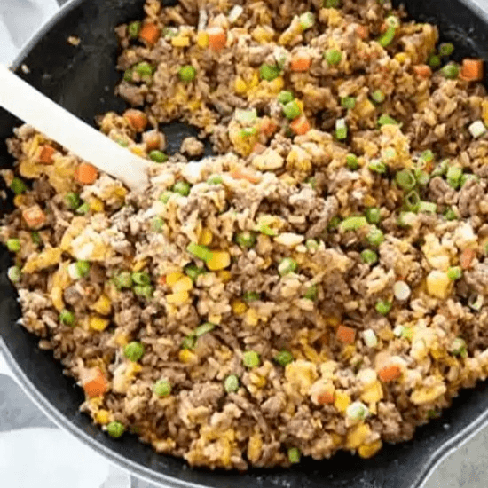 84. Beef Fried Rice / Cơm Chiên Bò
