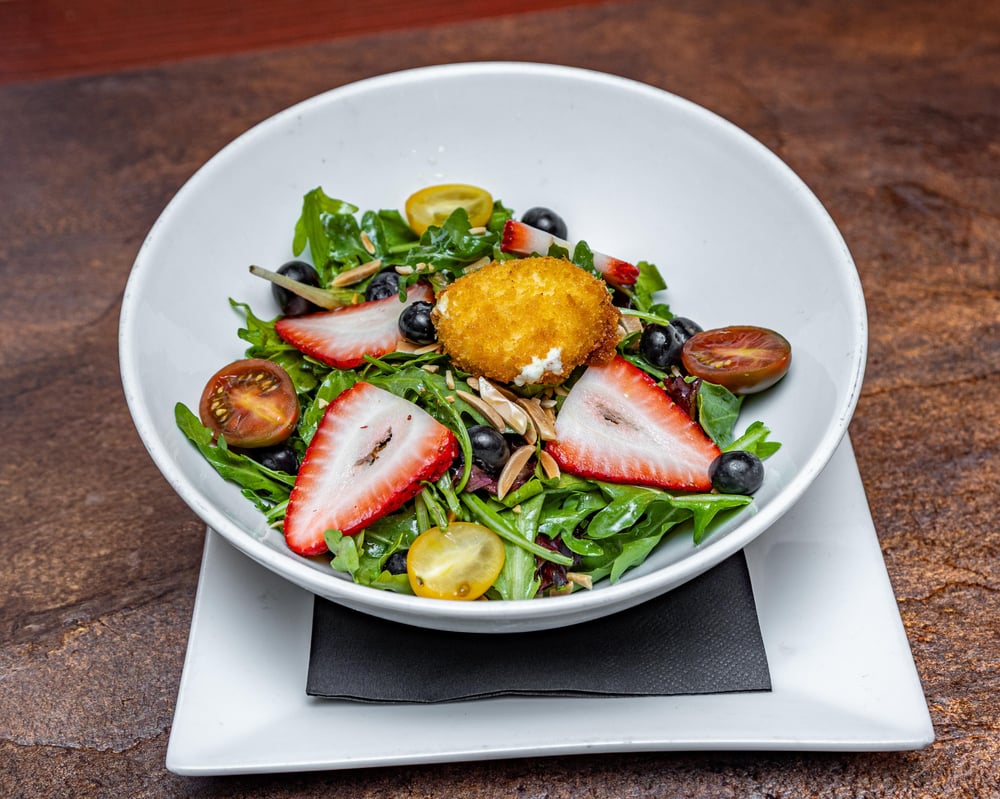 Berry & Goat Cheese Salad