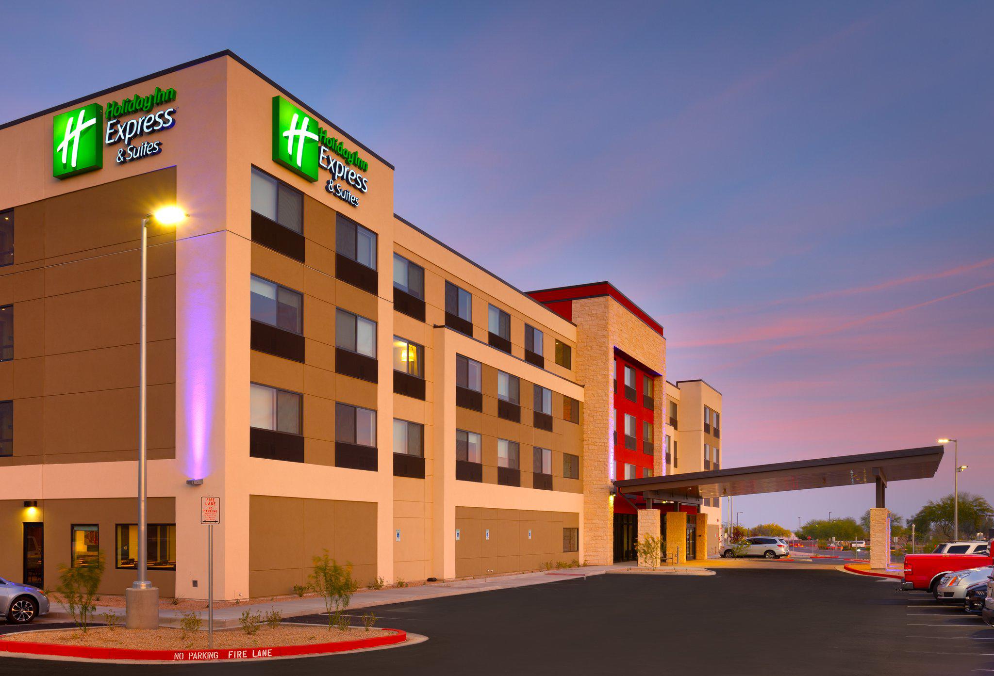 Holiday Inn Express & Suites Phoenix West - Buckeye Photo