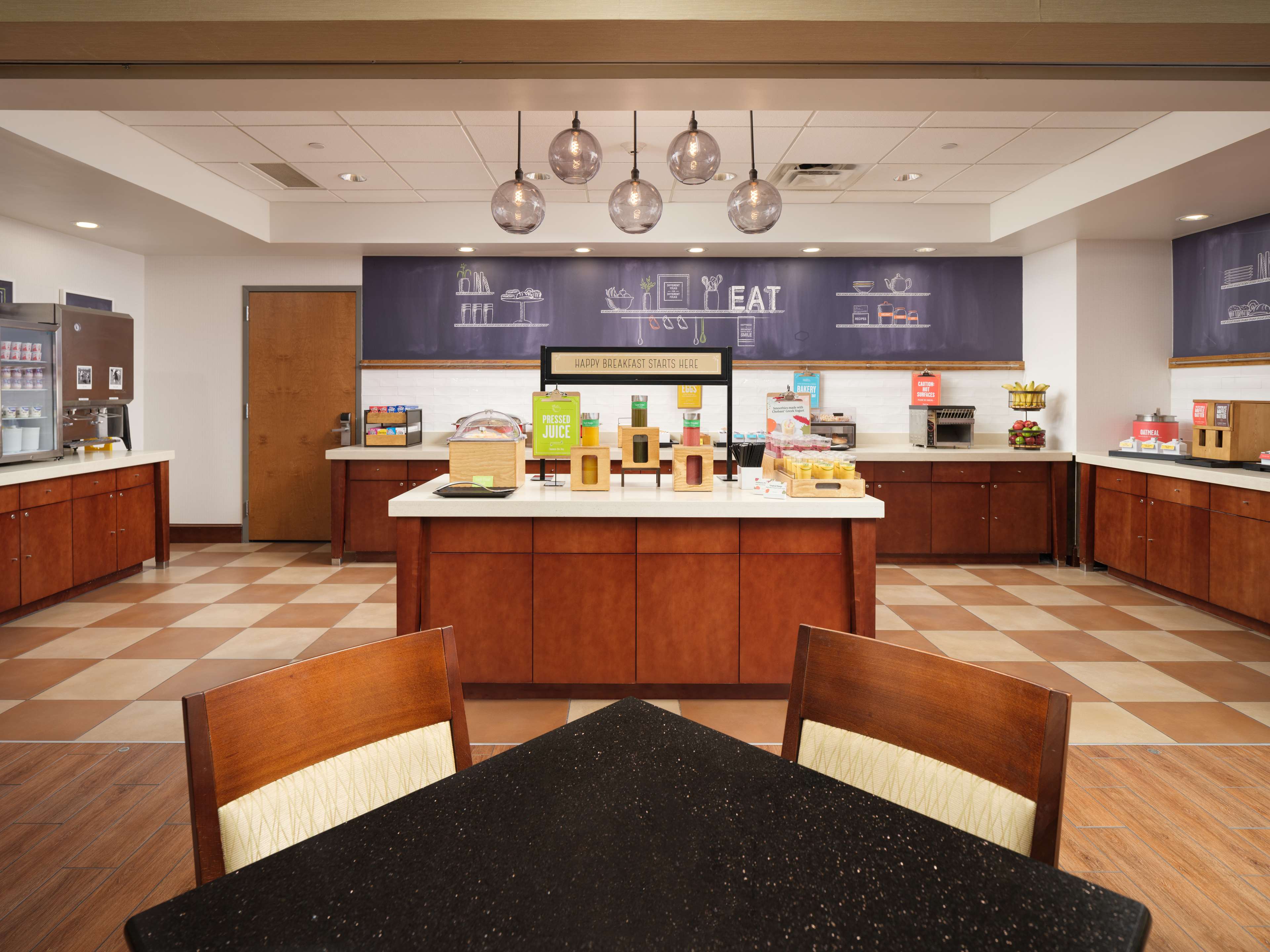 Hampton Inn Cleveland Photo