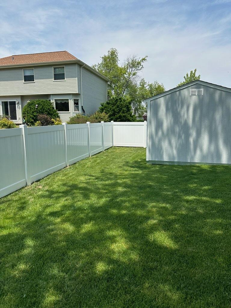 Top Rail Fence Naperville Image