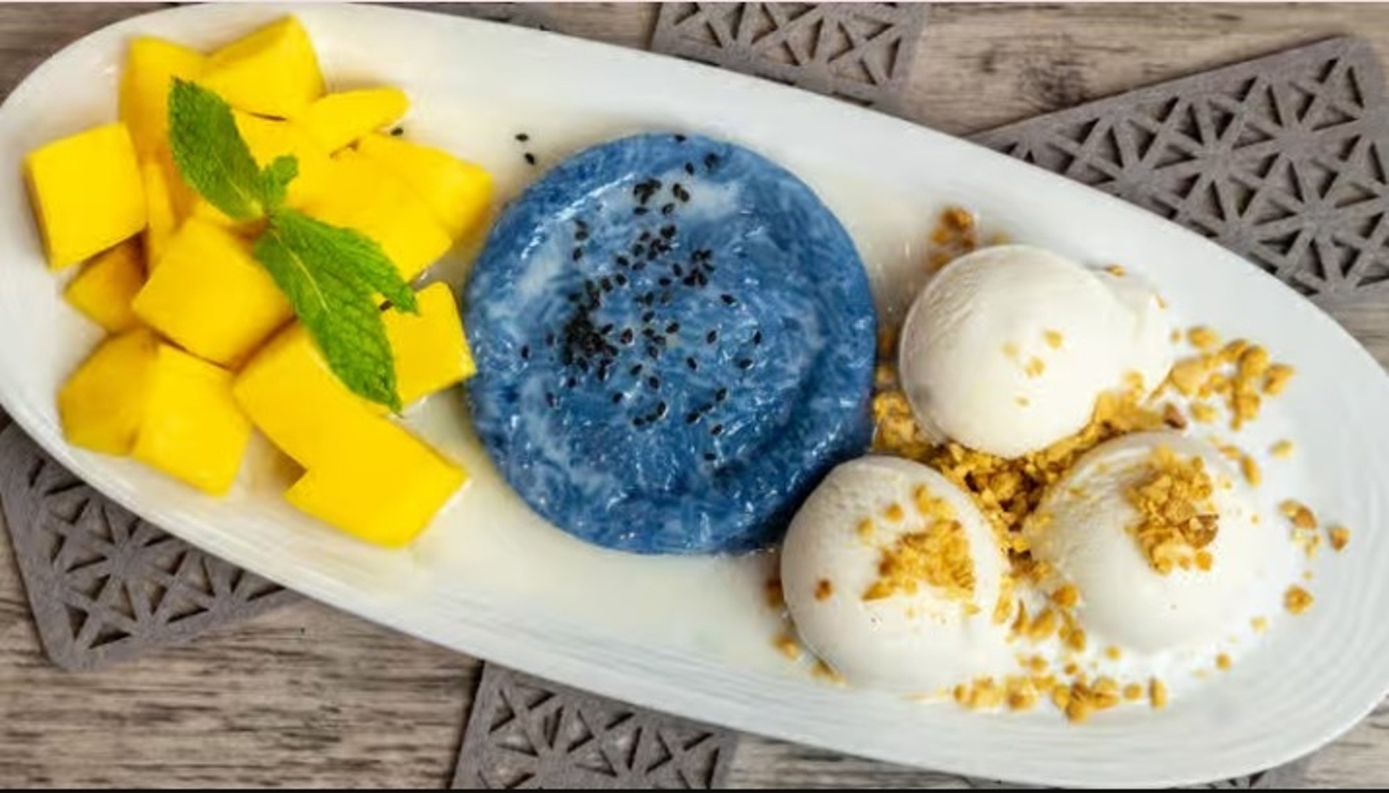 Sticky Rice and Mango