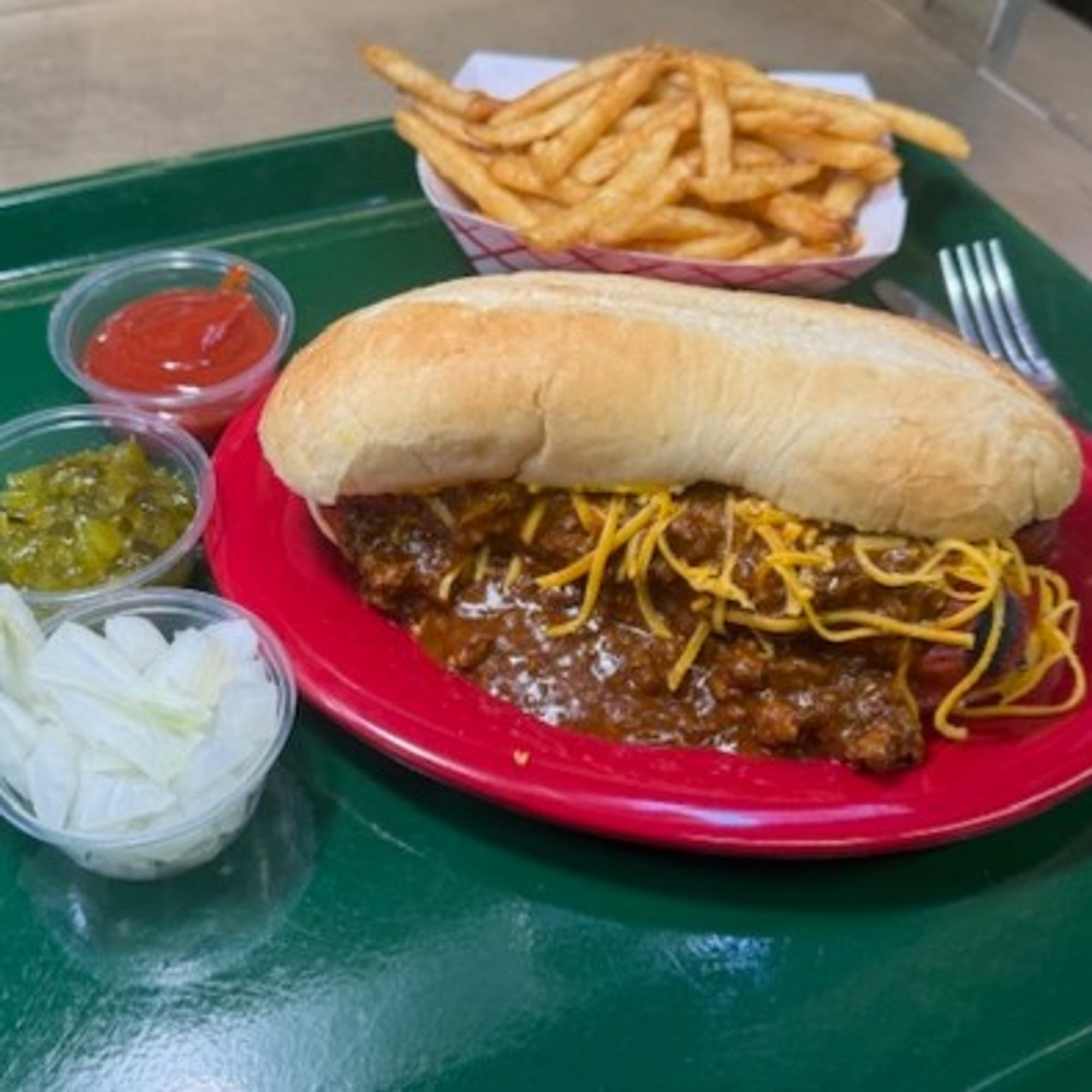 CHILI CHEESE DOG