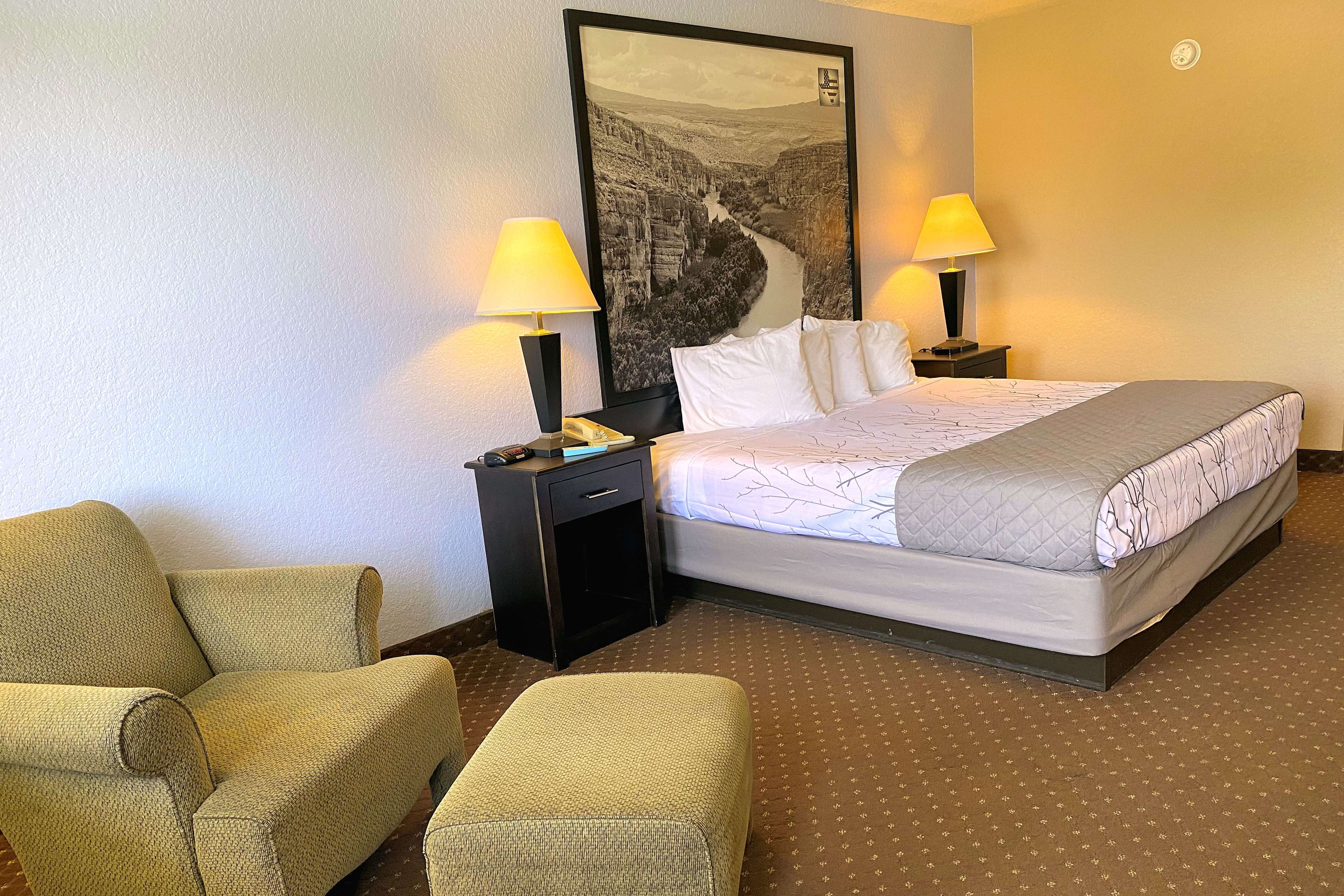 SureStay Hotel by Best Western New Braunfels Photo