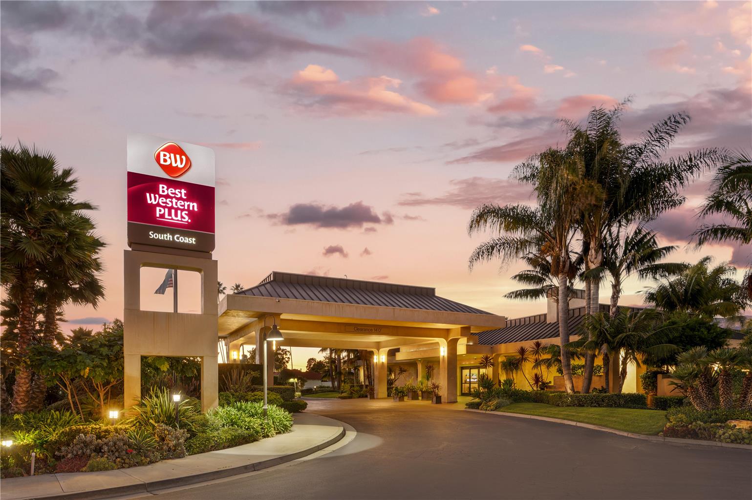 Best Western Plus South Coast Inn Image