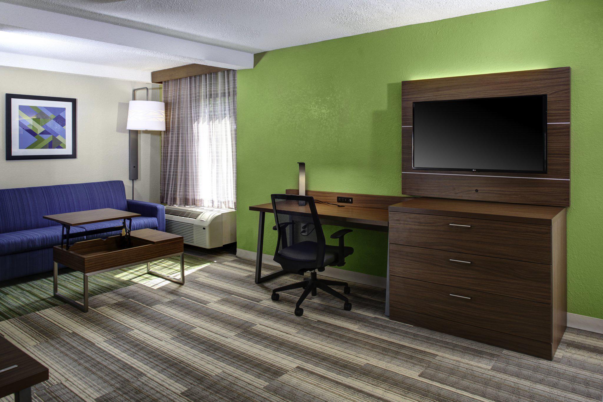 Holiday Inn Express Richmond-Mechanicsville Photo