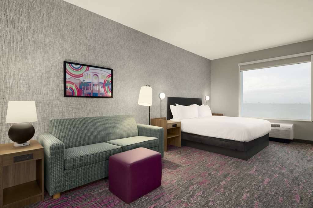 Home2 Suites by Hilton San Juan Image